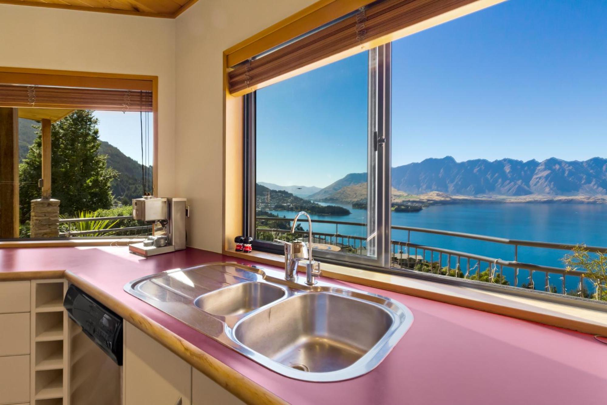 Amazing View Home view 3