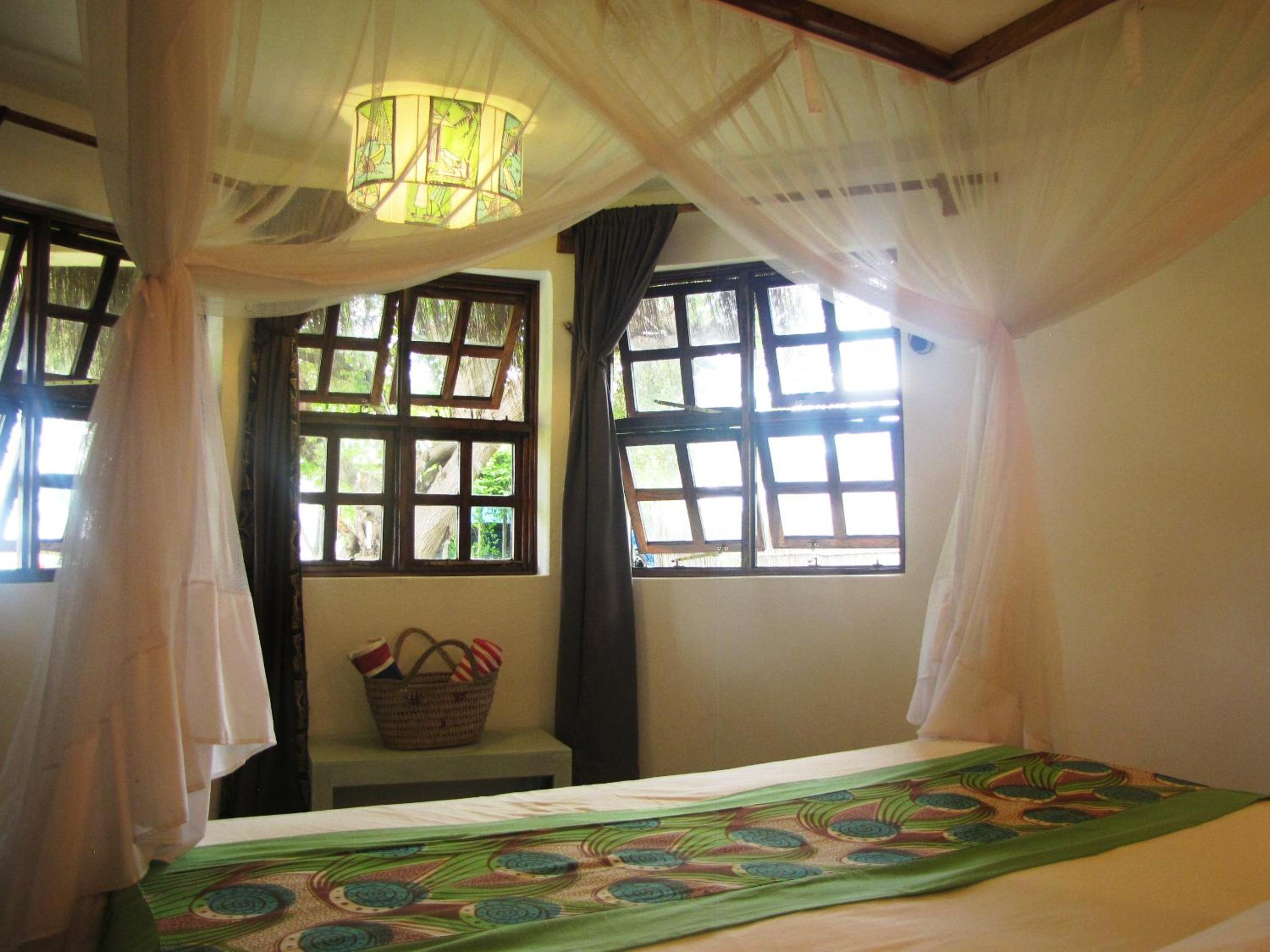 Bungalow Tucul view 5