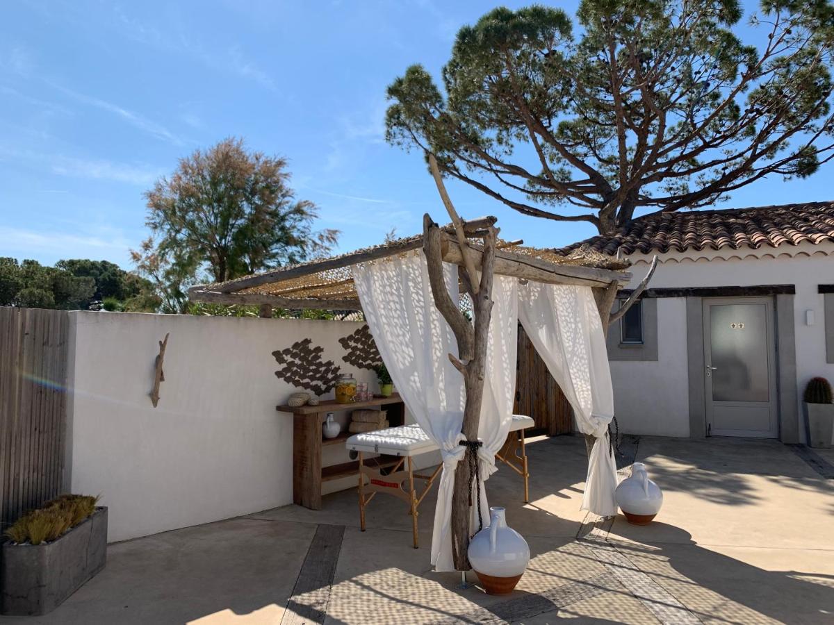 outdoor BBQ area