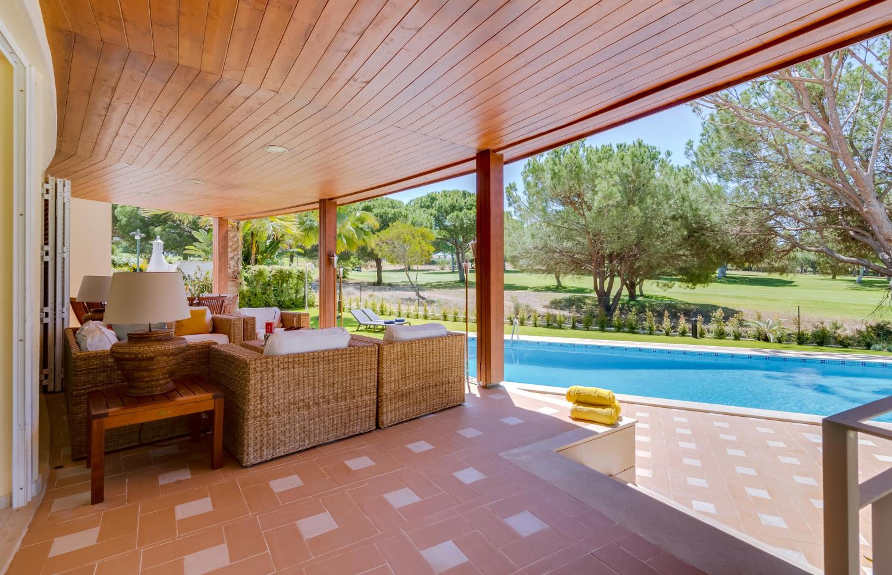 OnJ Vilamoura view 5