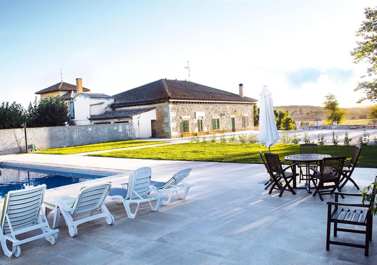 Casa Rural La Torrecilla con PISCINA PRIVADA