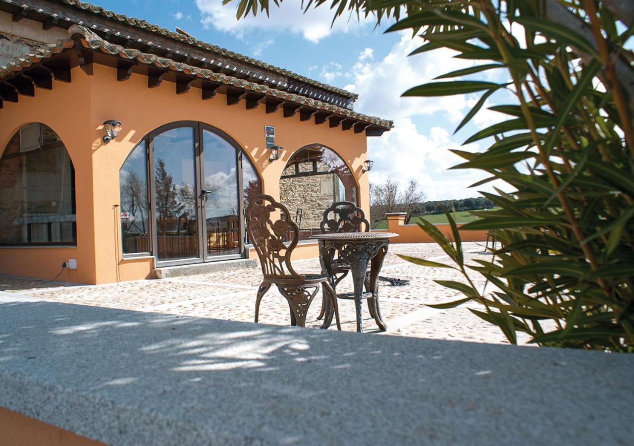 Casa Rural La Torrecilla con PISCINA PRIVADA