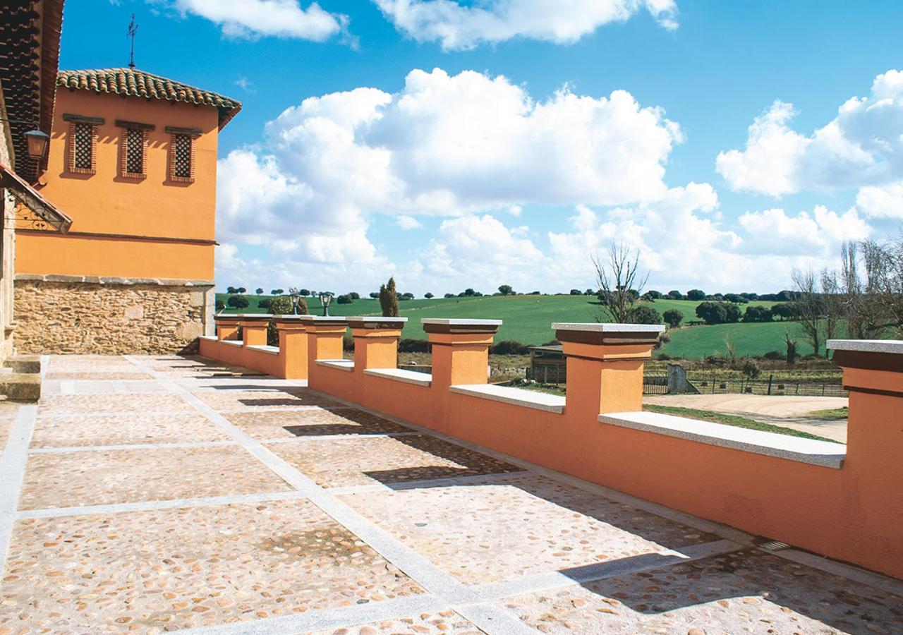 Casa Rural La Torrecilla con PISCINA PRIVADA