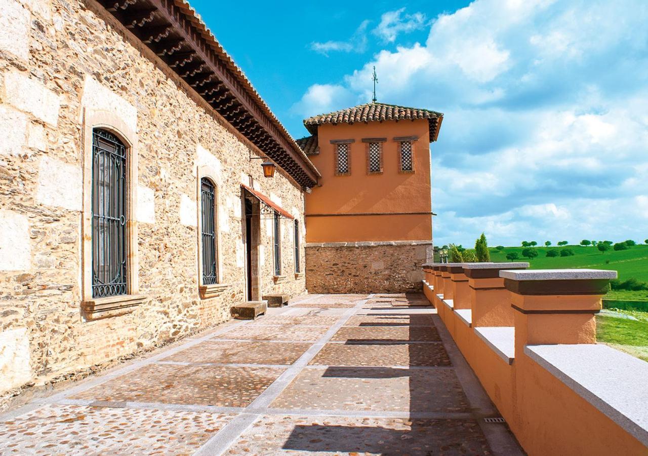 Casa Rural La Torrecilla con PISCINA PRIVADA