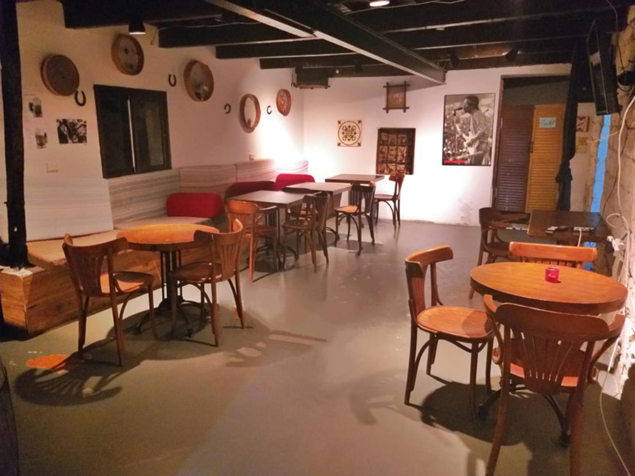 Al Yakhour Hostel