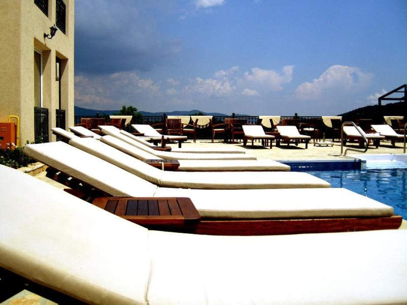 Sunny Hill Apartments & Aqua Park view 5