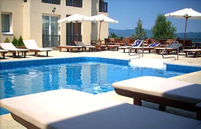 Sunny Hill Apartments & Aqua Park view 4