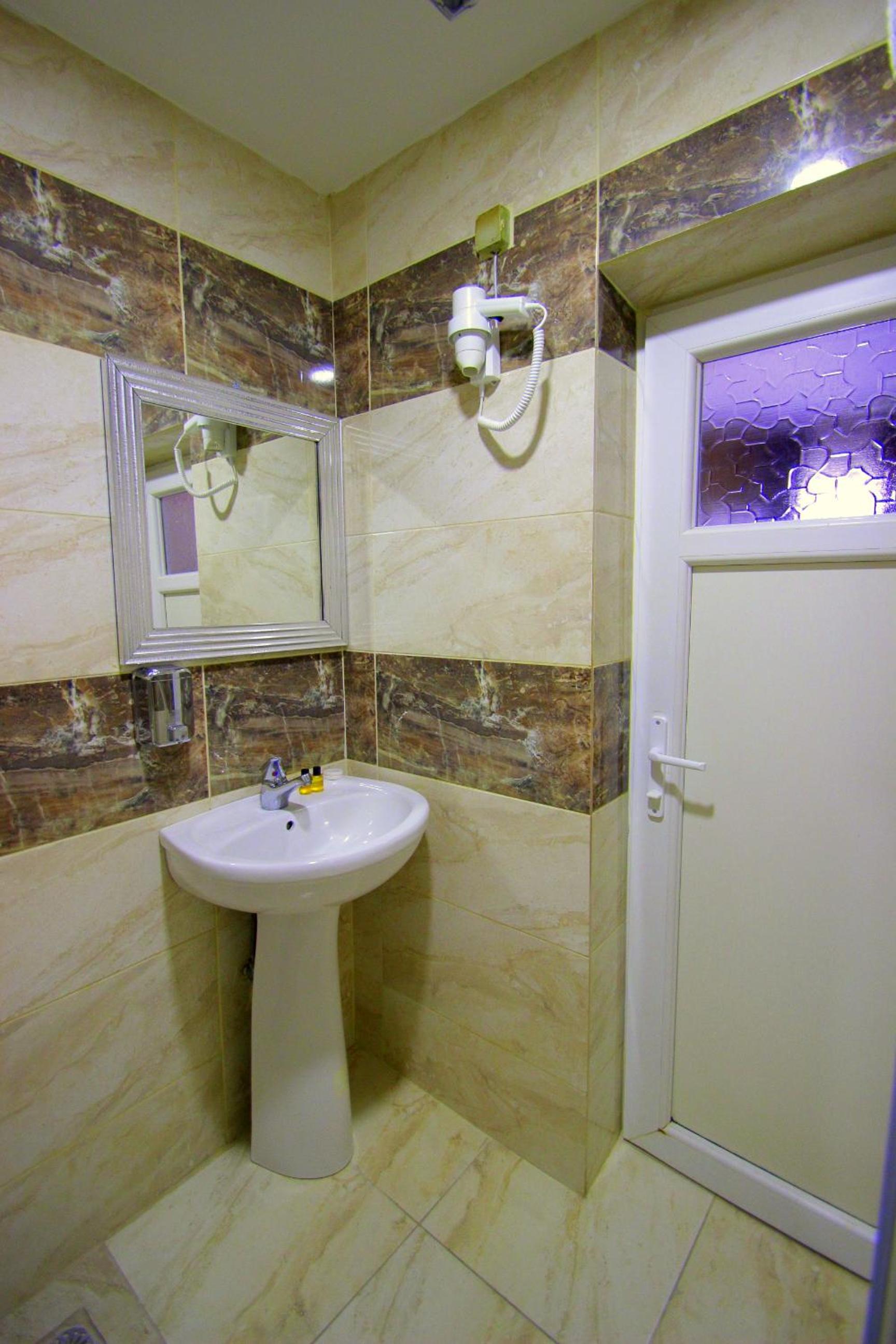 Grand FM Otel - Image 25