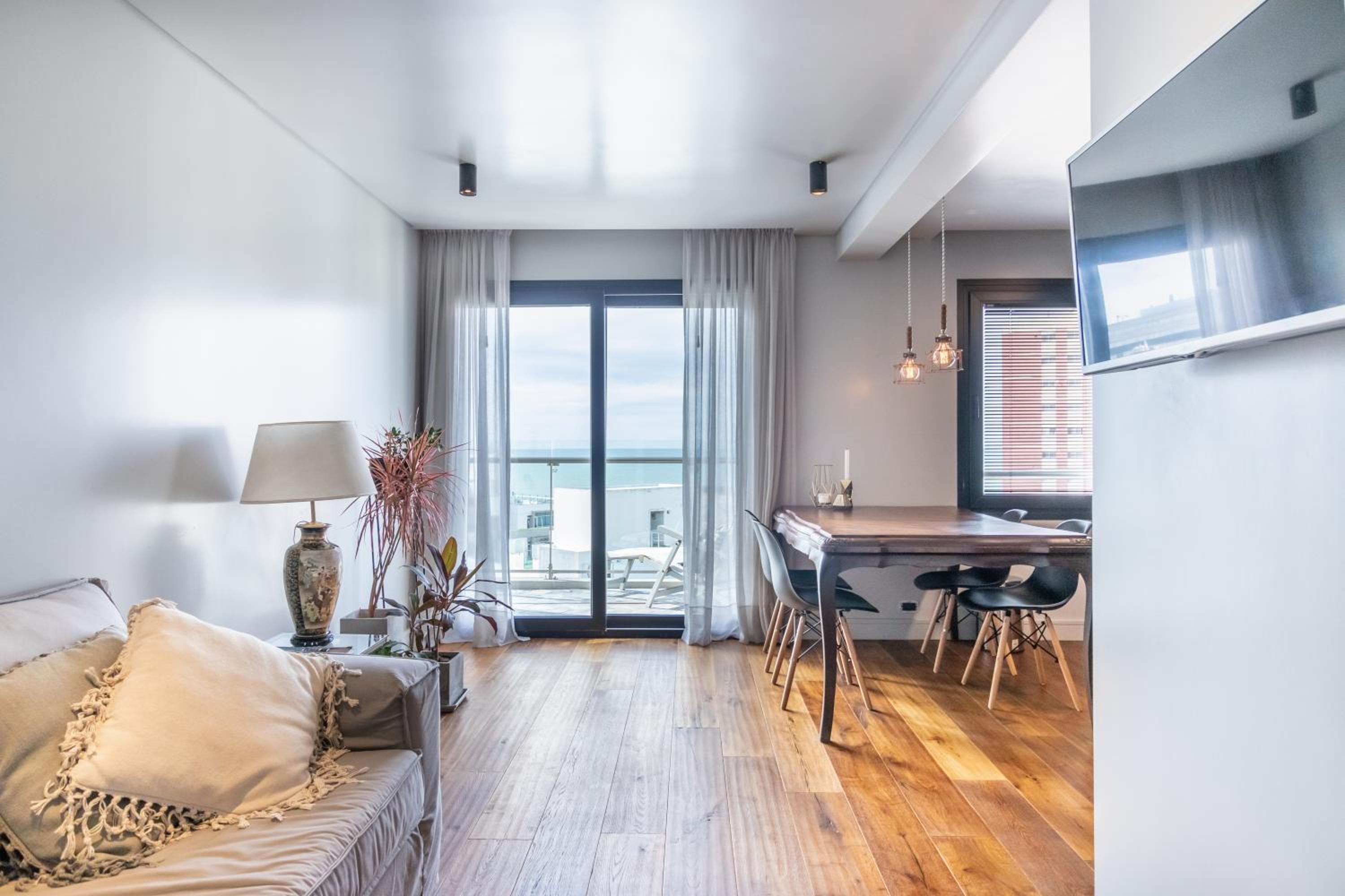 Hotel 902 Villa Luján - Image 1