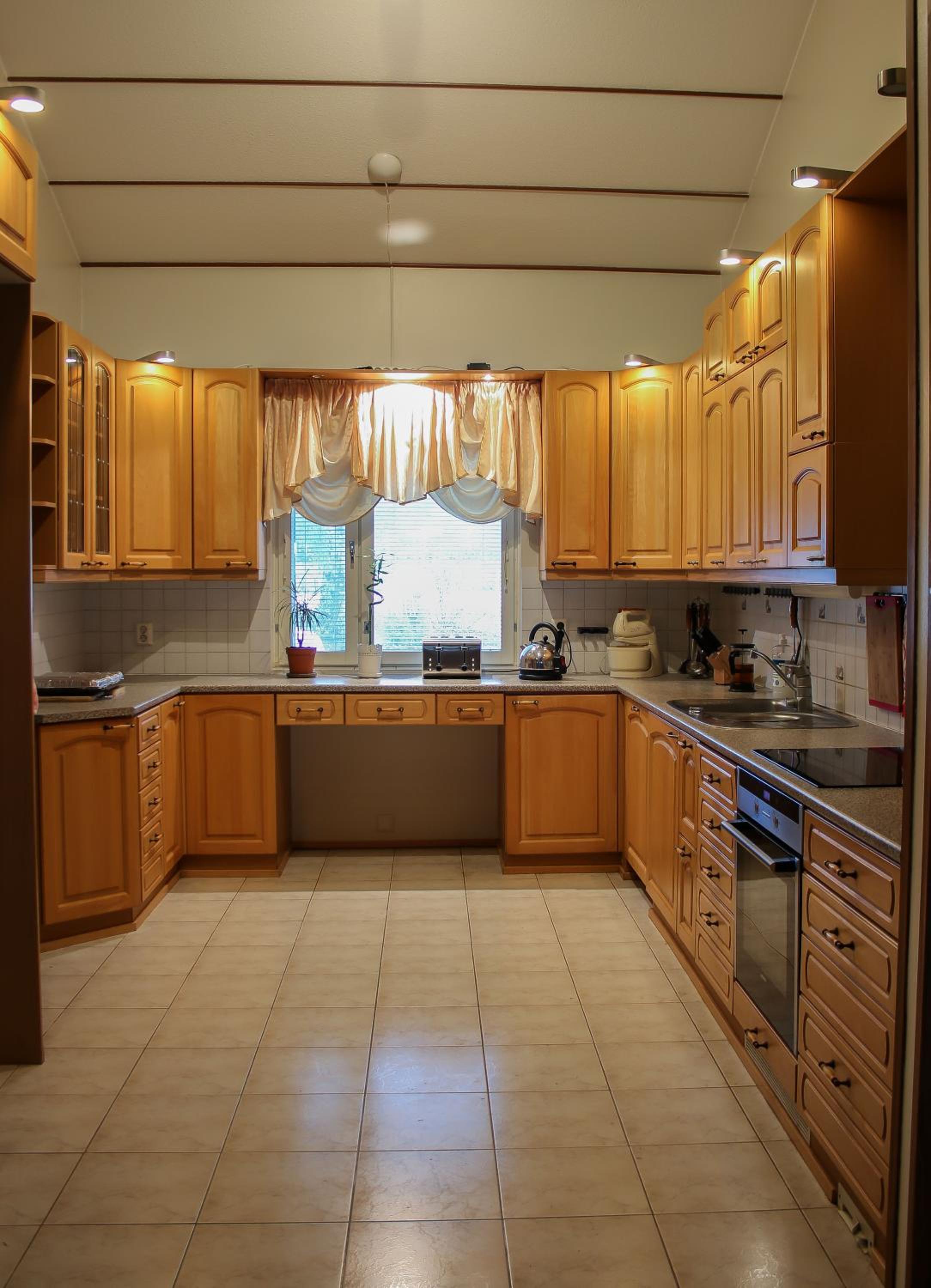 Lake Suite Family view 2