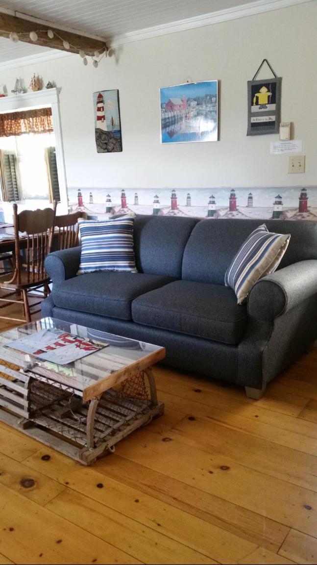Summerside Vacations - Bugaboo Cottages - Property Image 4