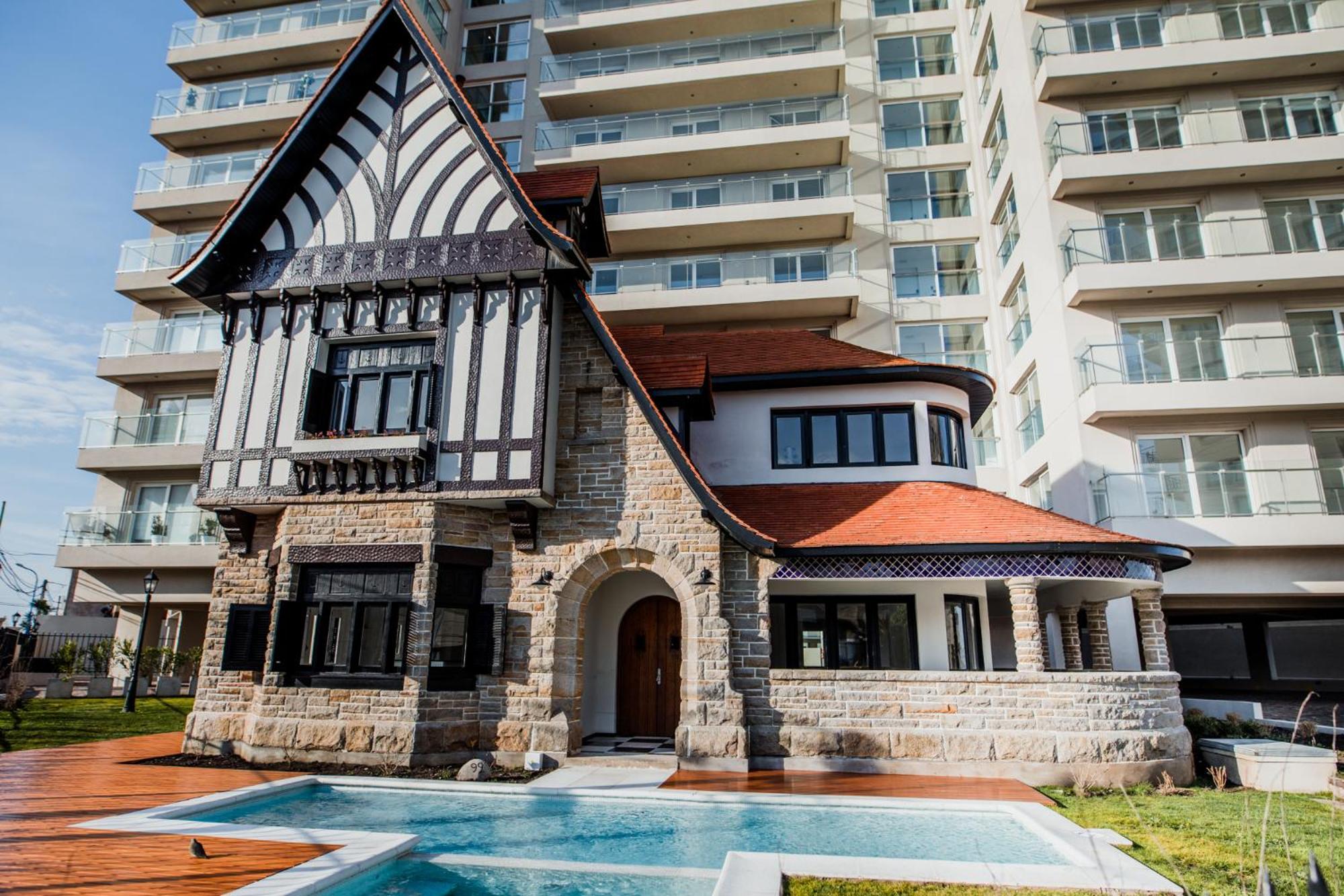 902 Villa Luján