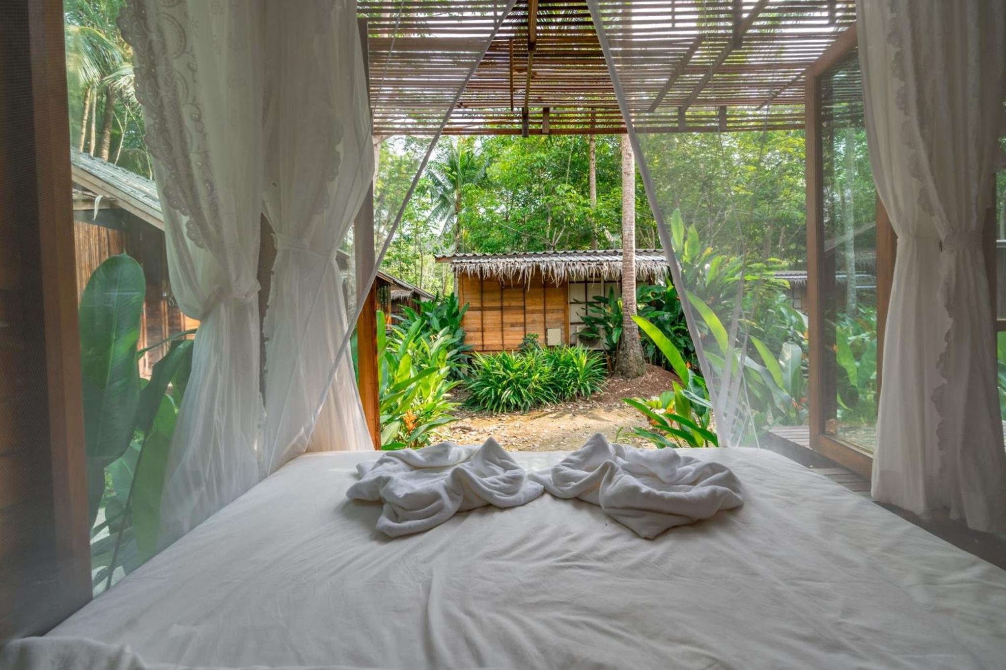 Jungle Koh Kood Resort
