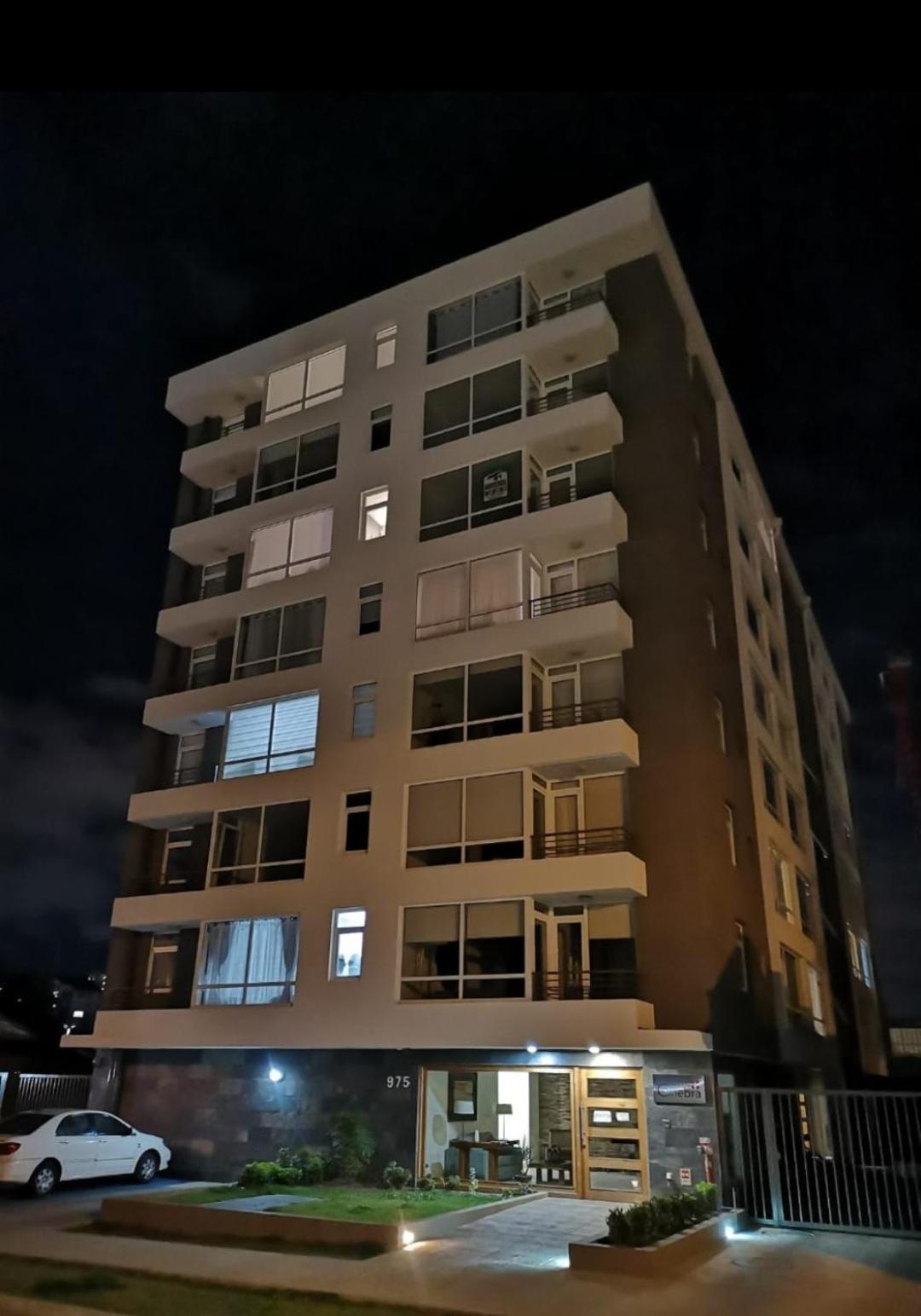 Depto Ginebra 1 dorm con estacionamiento