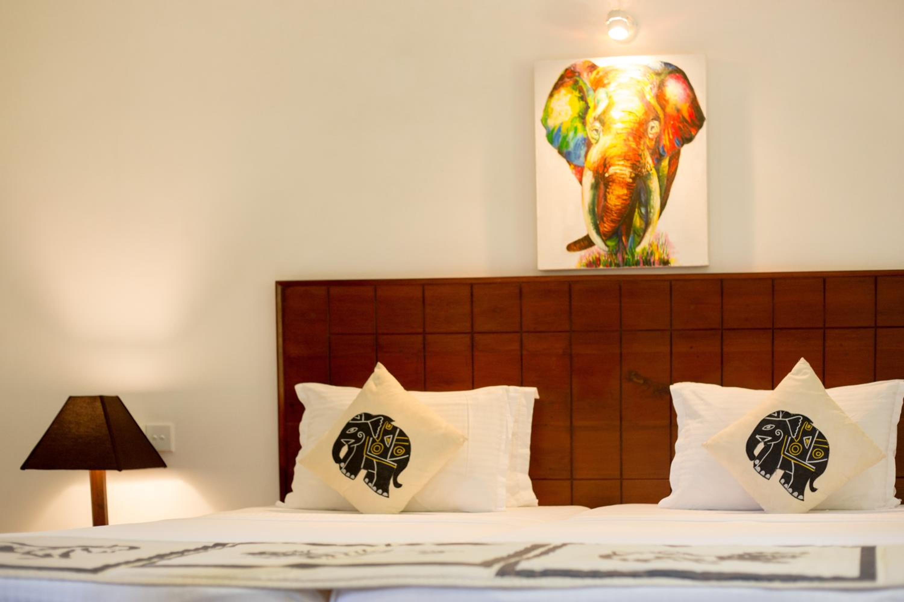 Camellia Resort and Spa