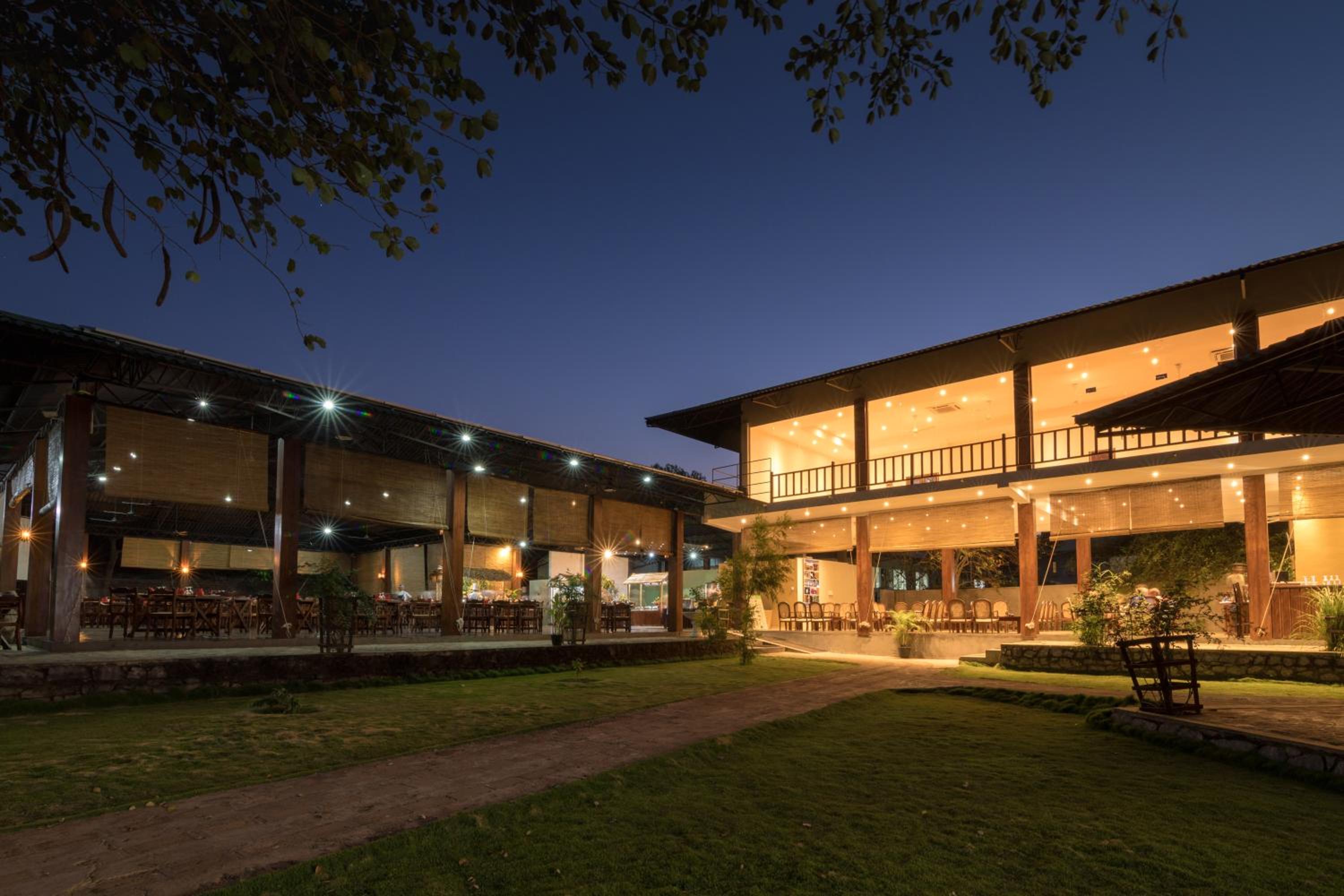 Camellia Resort and Spa