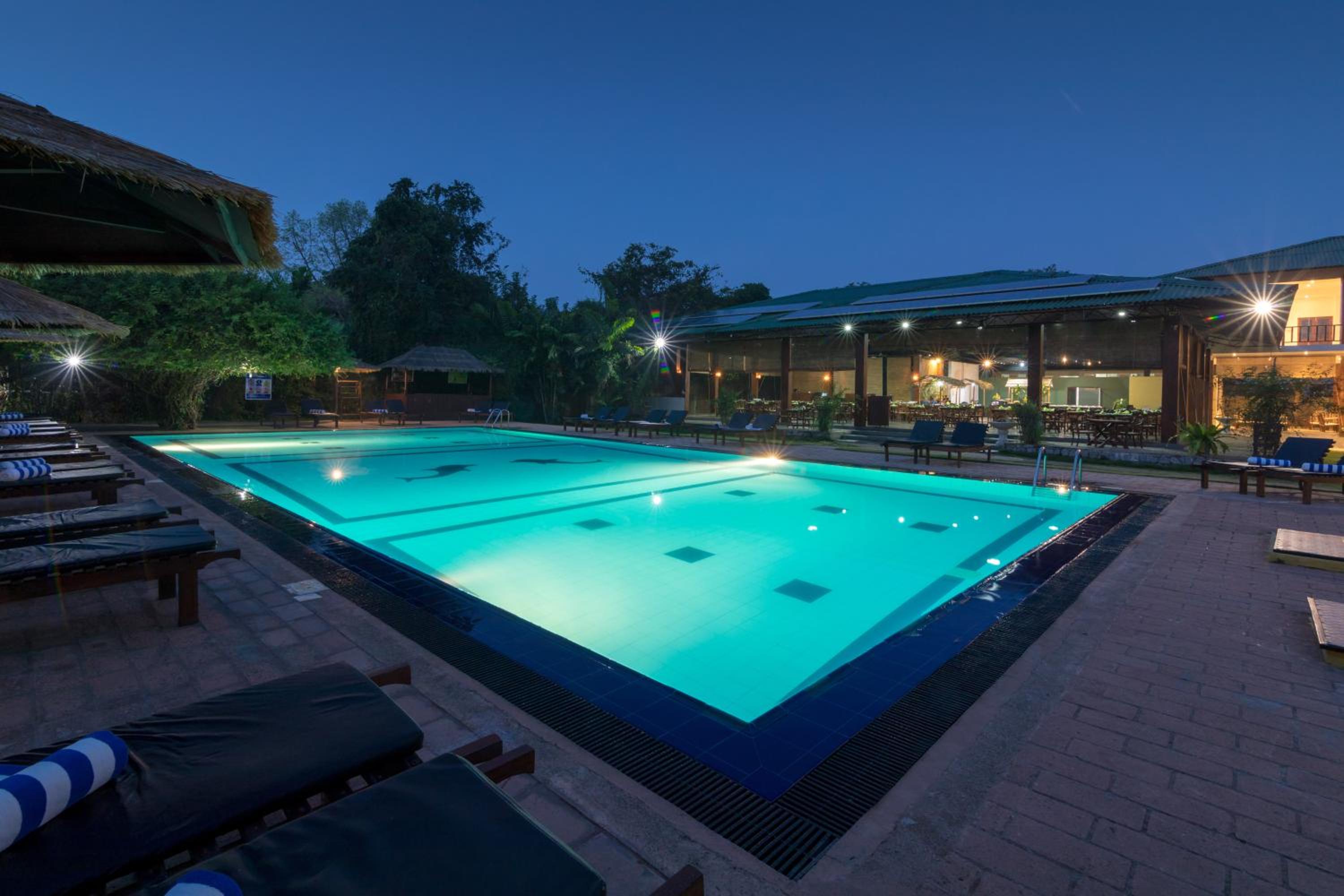 Camellia Resort and Spa