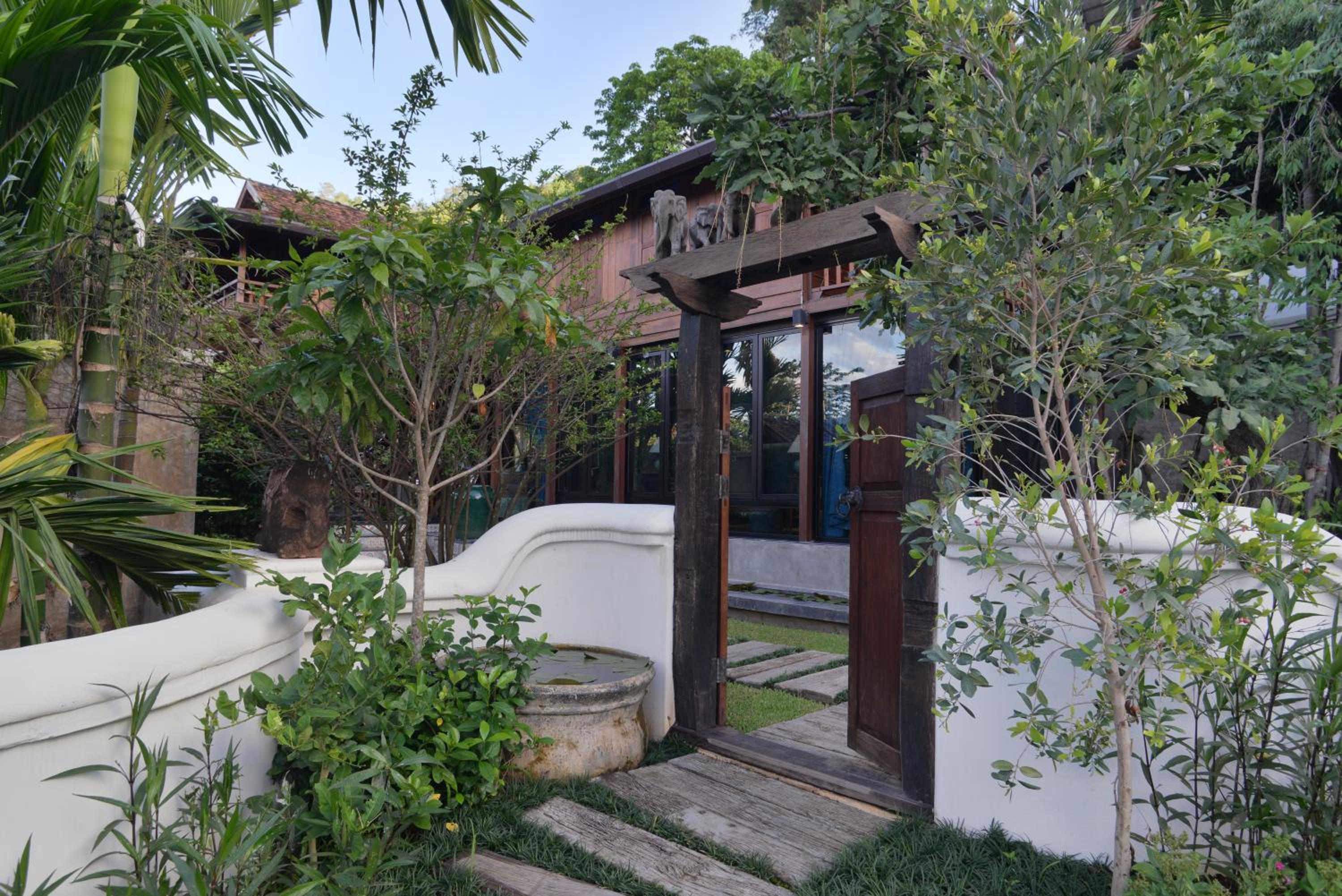 Chantra Khiri Chalet Chiang Mai