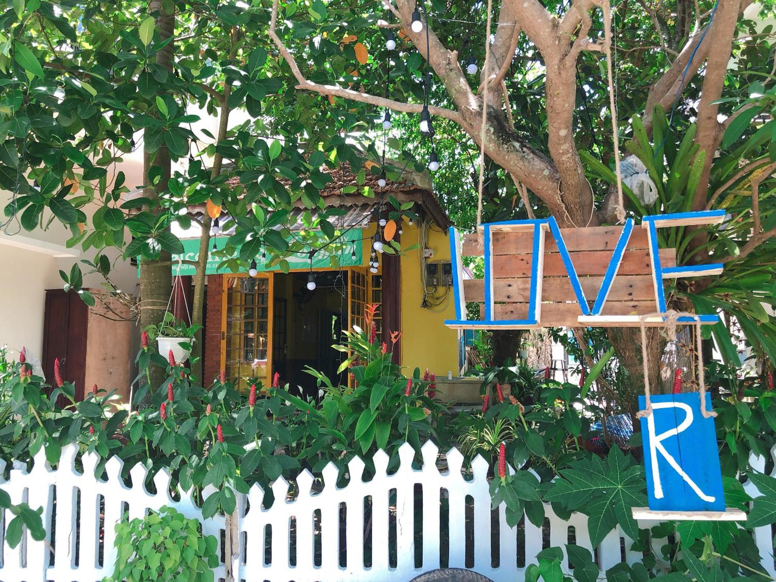Longan Homestay