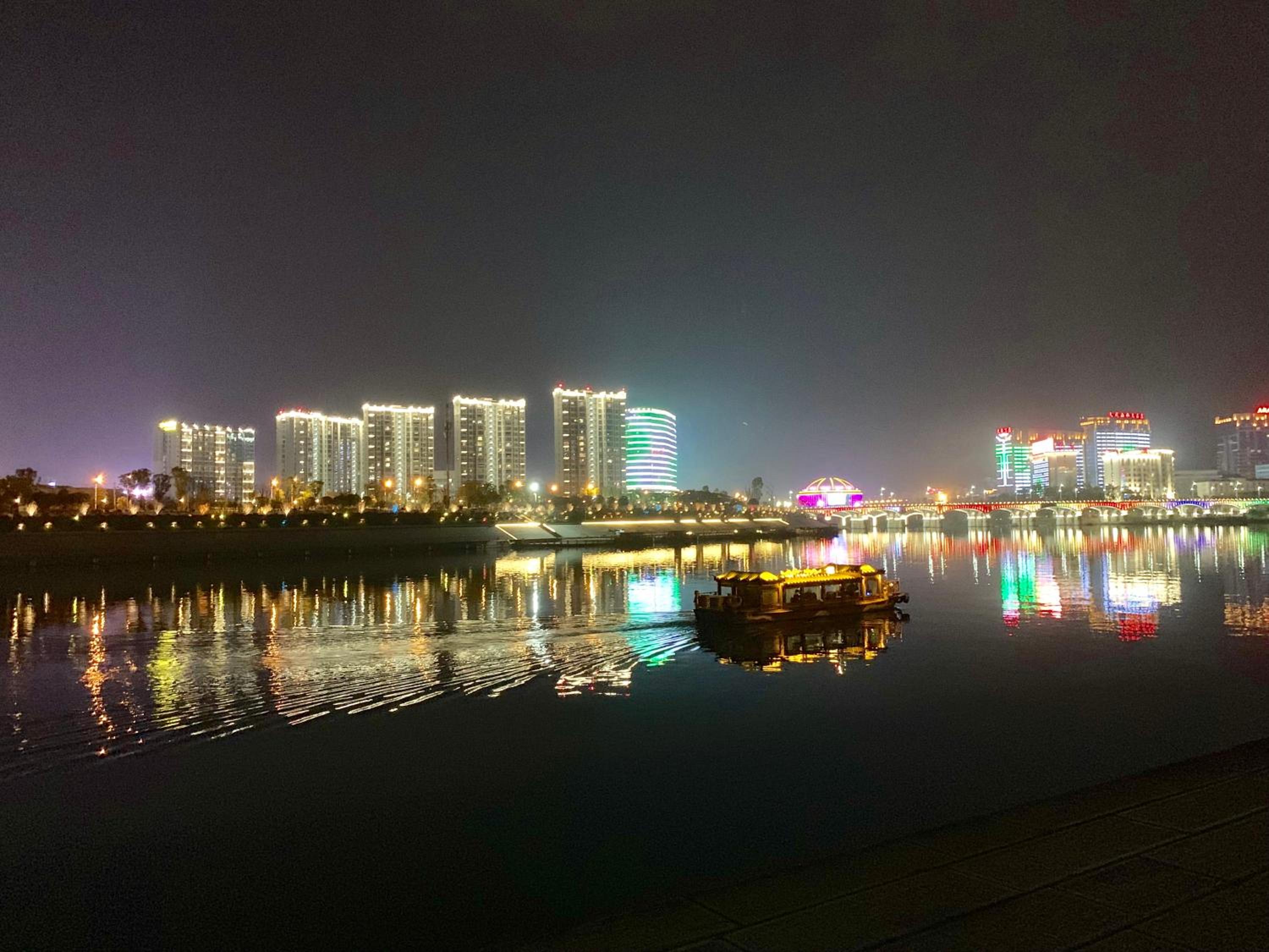Floral Hotel · Baihui Living Zhangjiajie