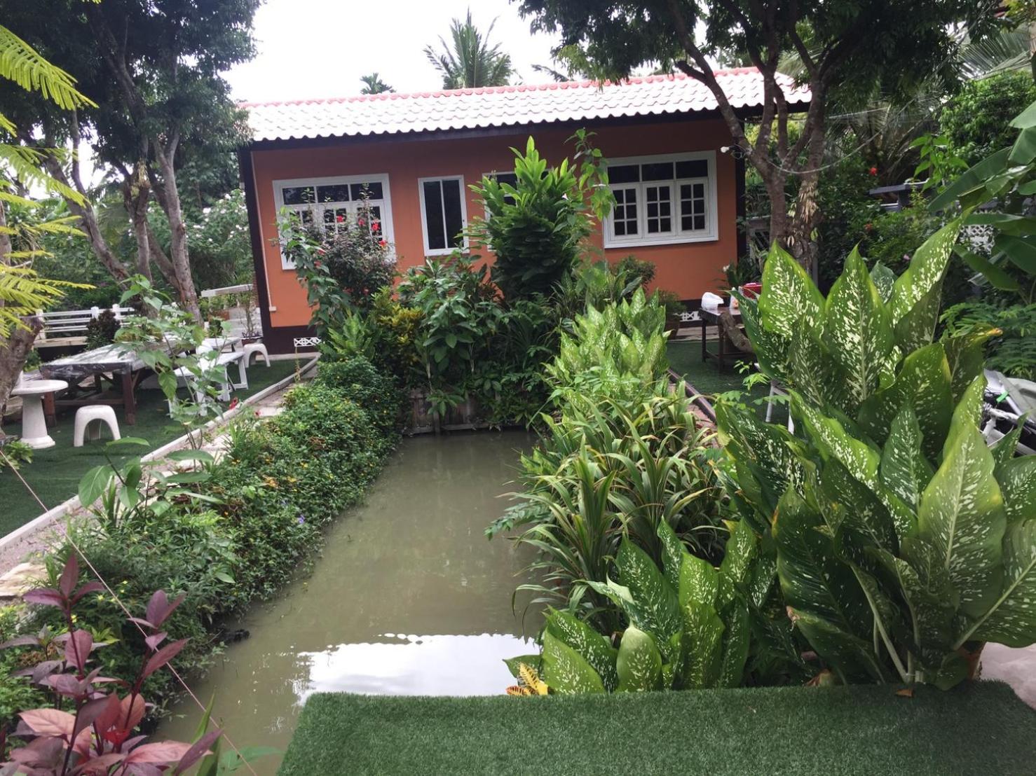 Meephawa Resort