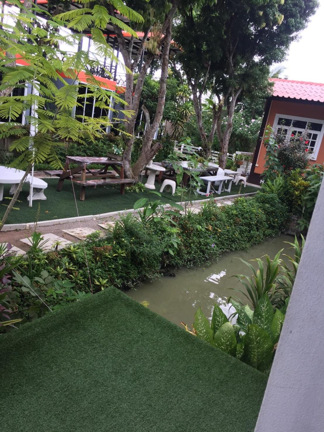 Meephawa Resort