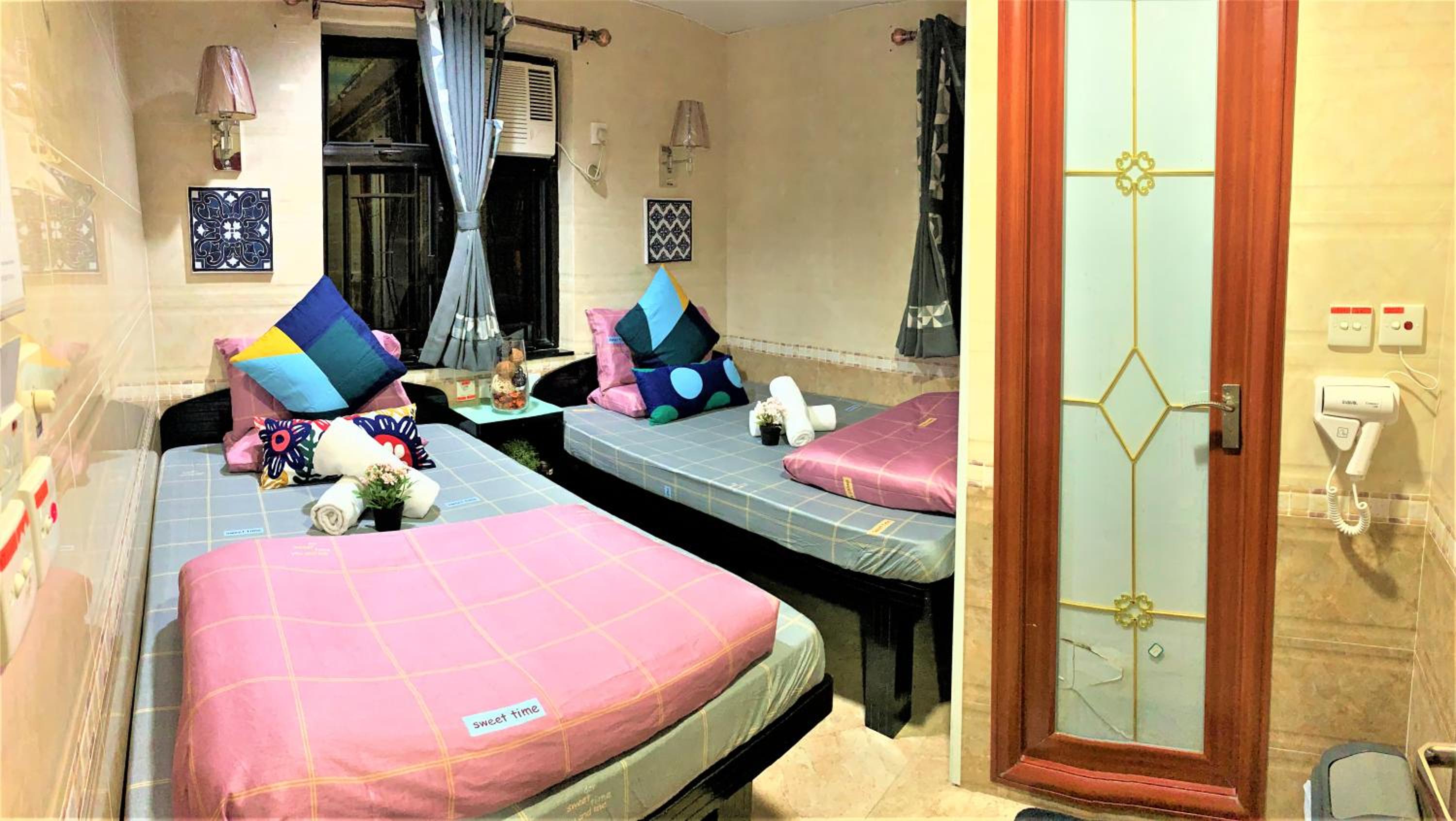 I Top International Guesthouse