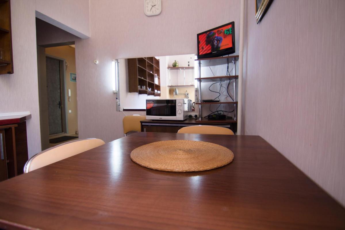 Art Apartment in Maidan view 5