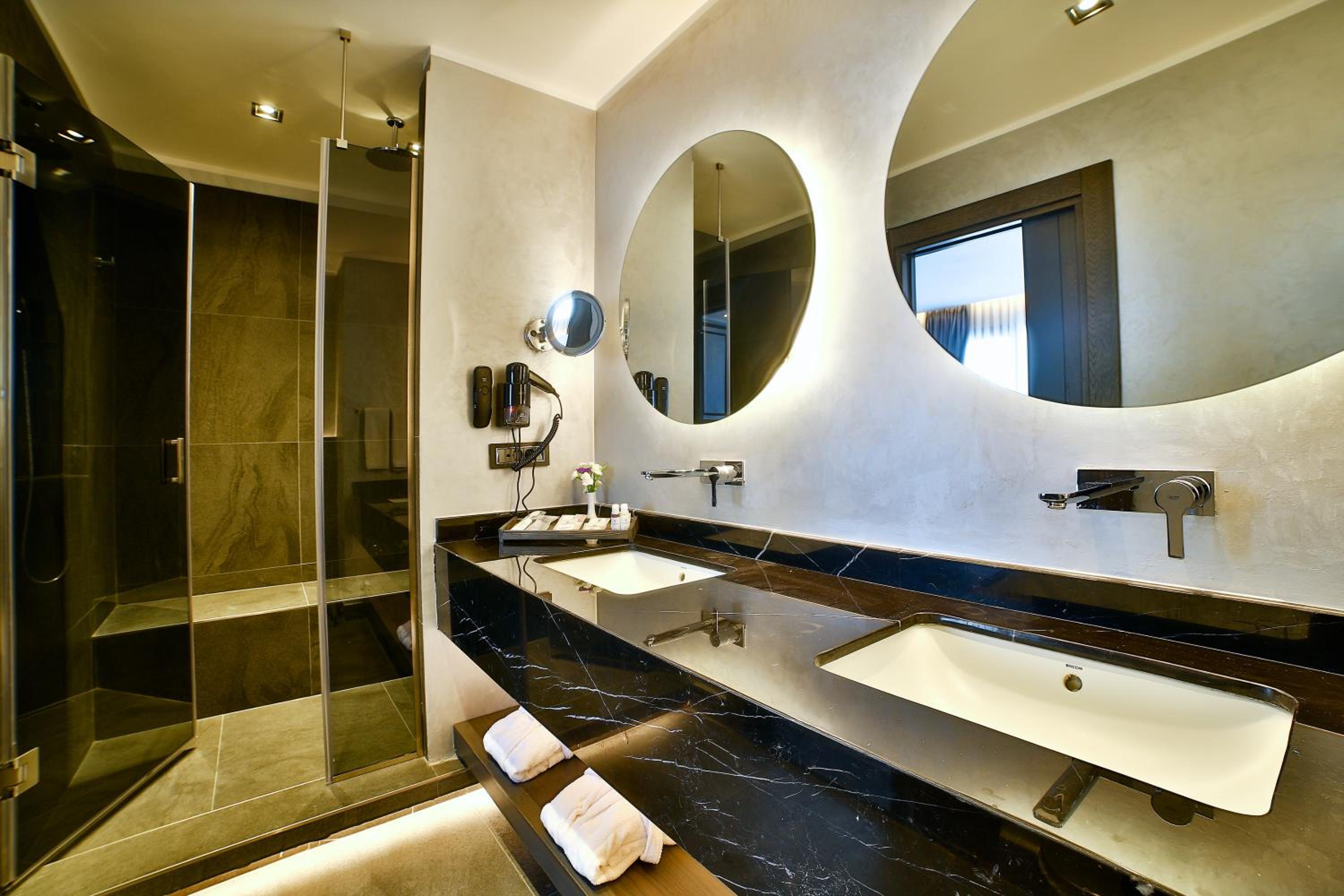 Amethyst Hotel - Image 65