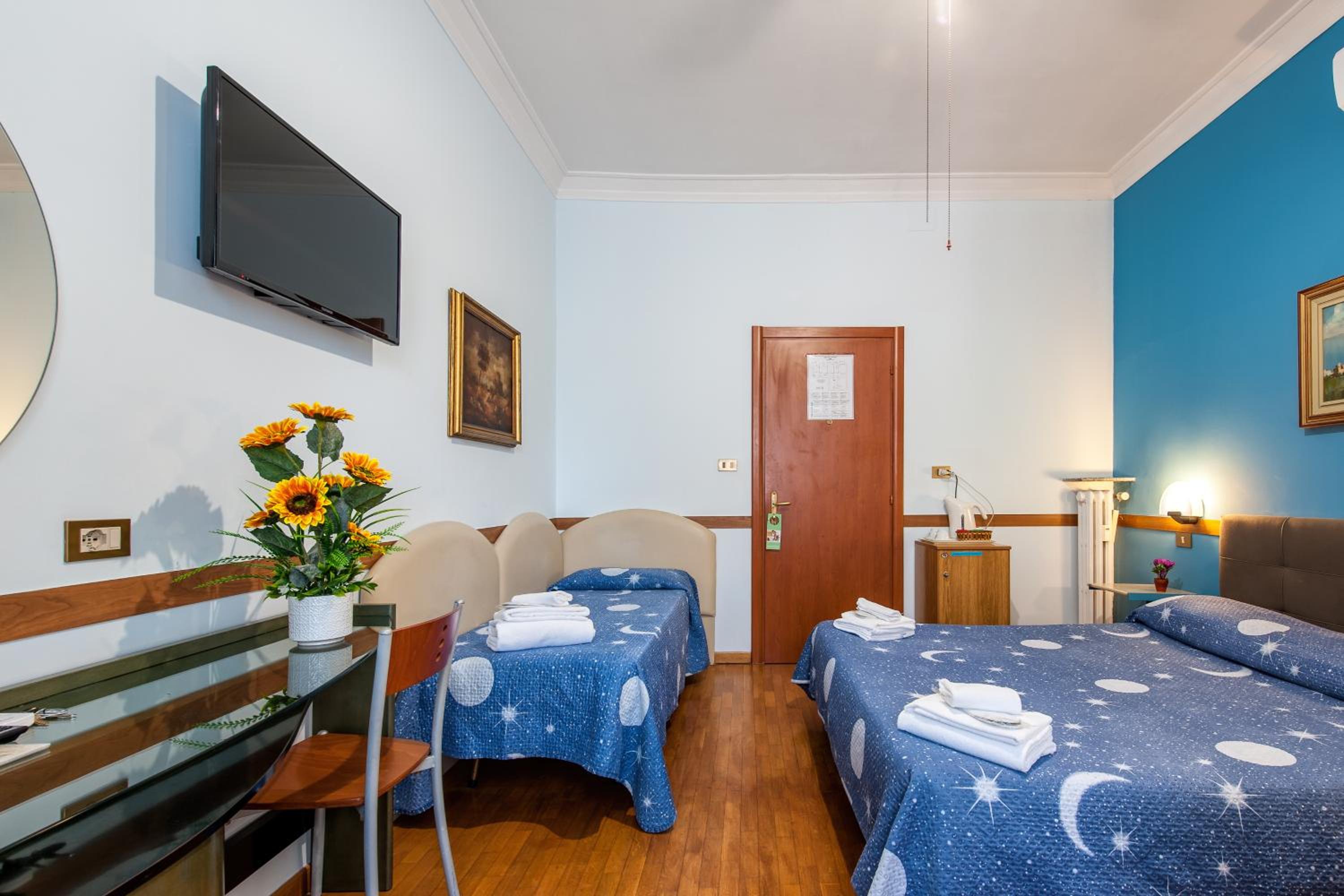 hotel room