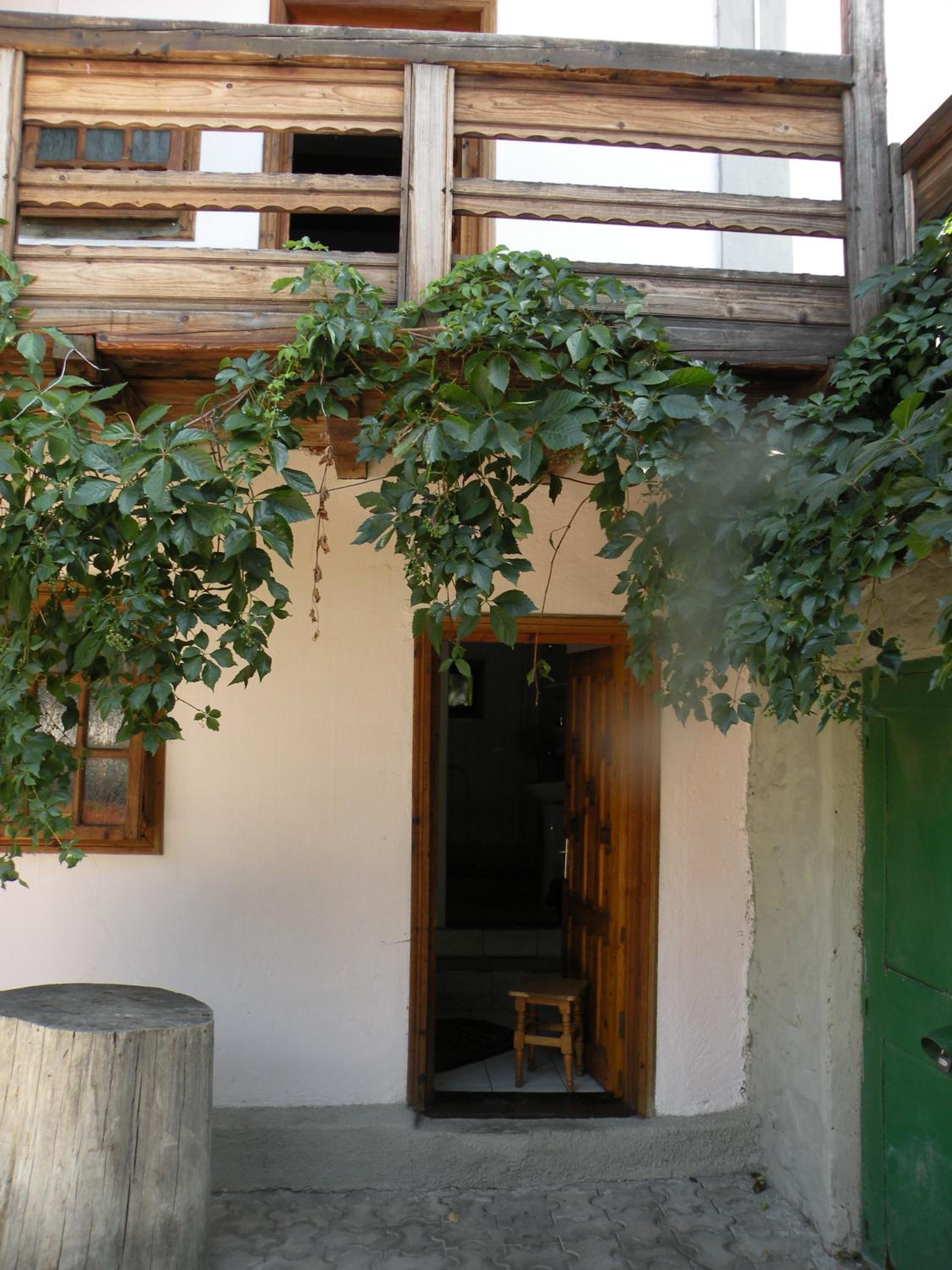 Photo 32