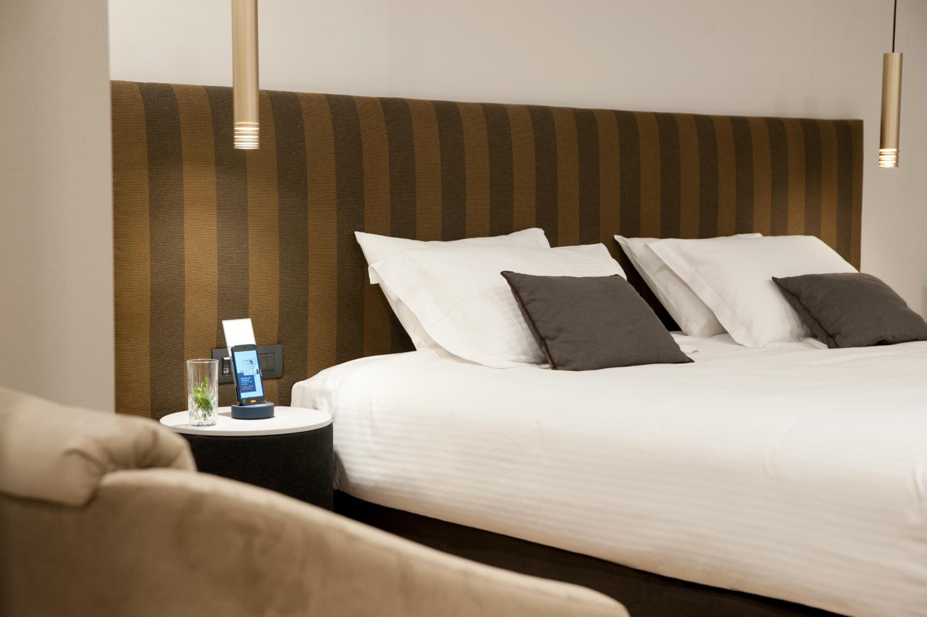 Athenaeum Smart Hotel