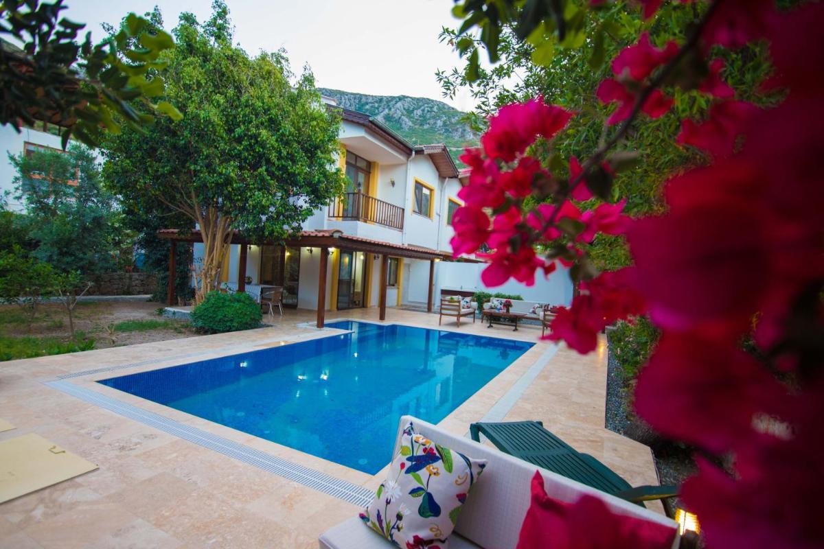 Villa Damla Sogut Marmaris Daily Weekly Rentals view 5