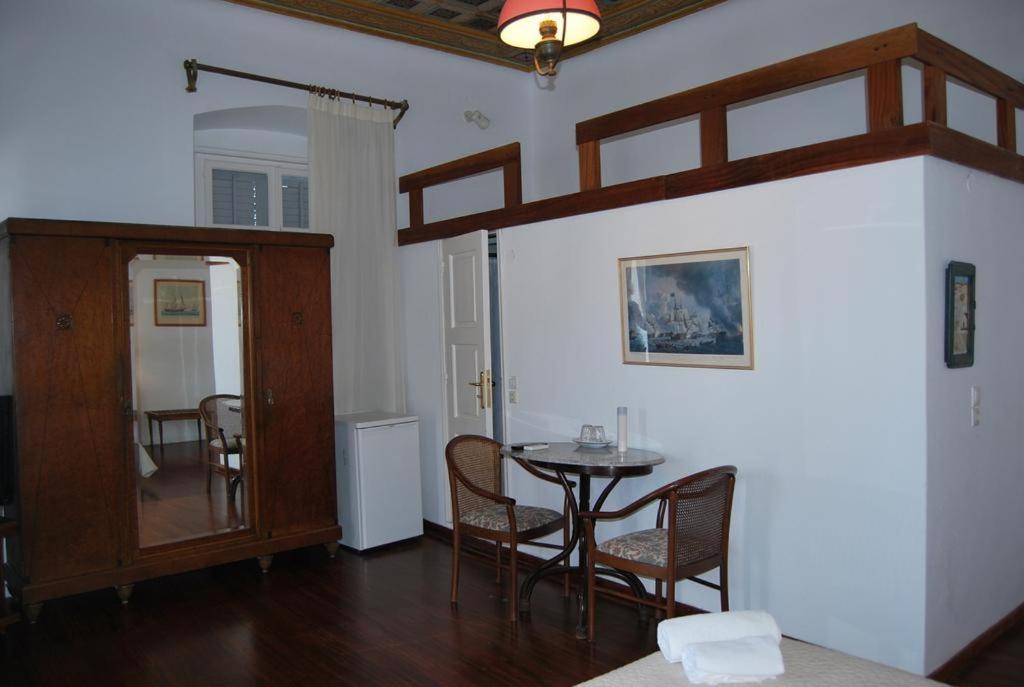 Photo 43