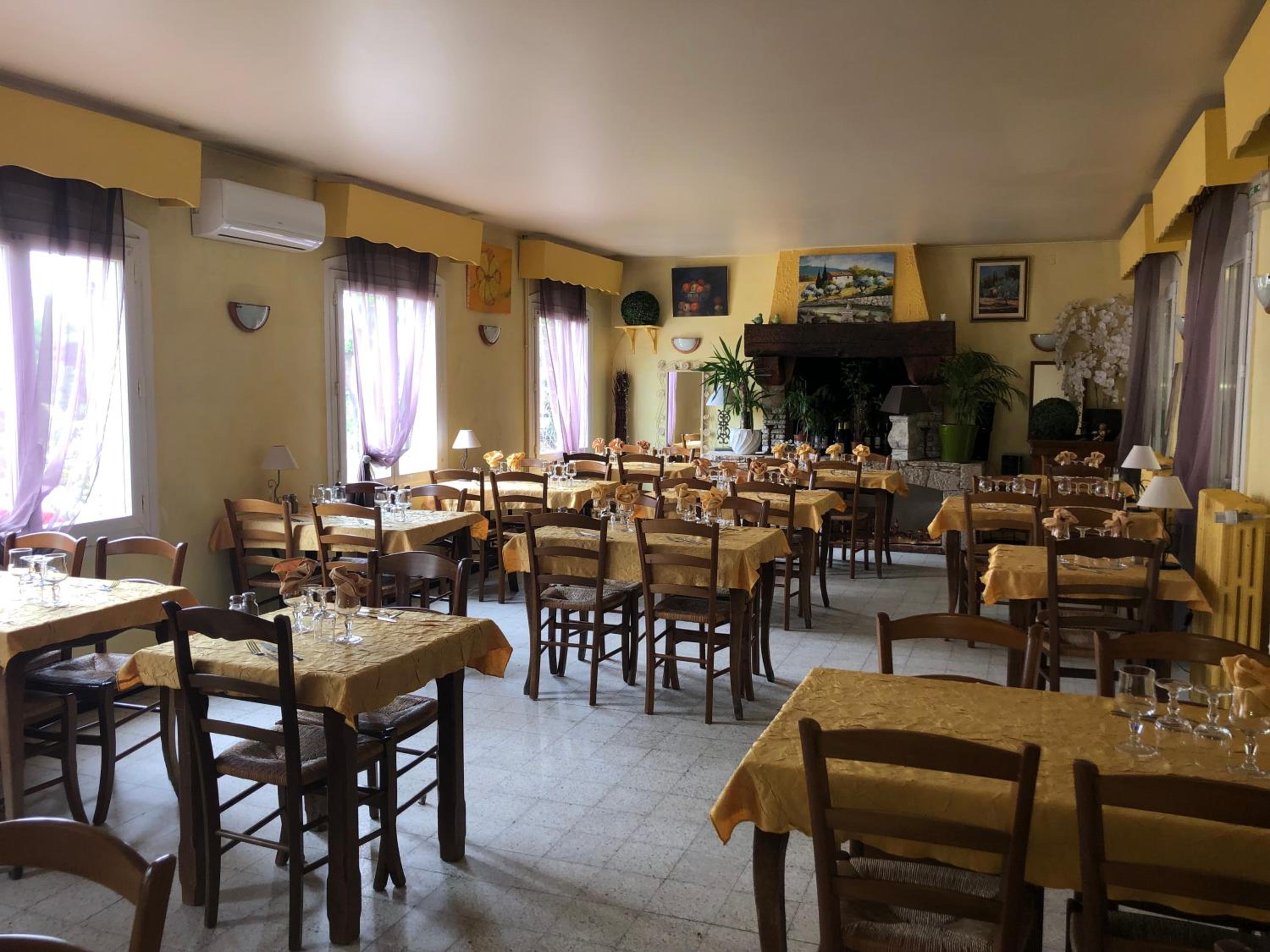 restaurant