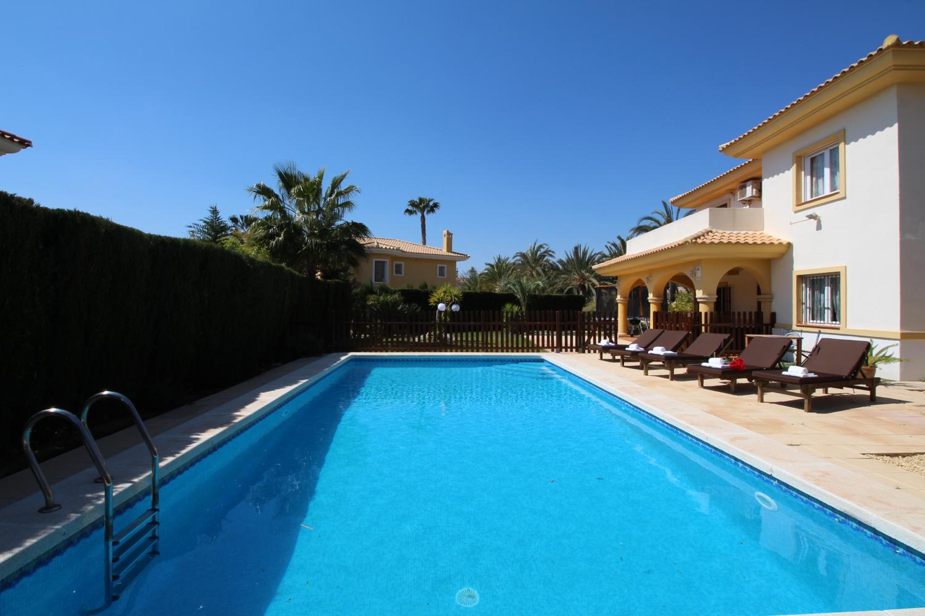 Villa 25