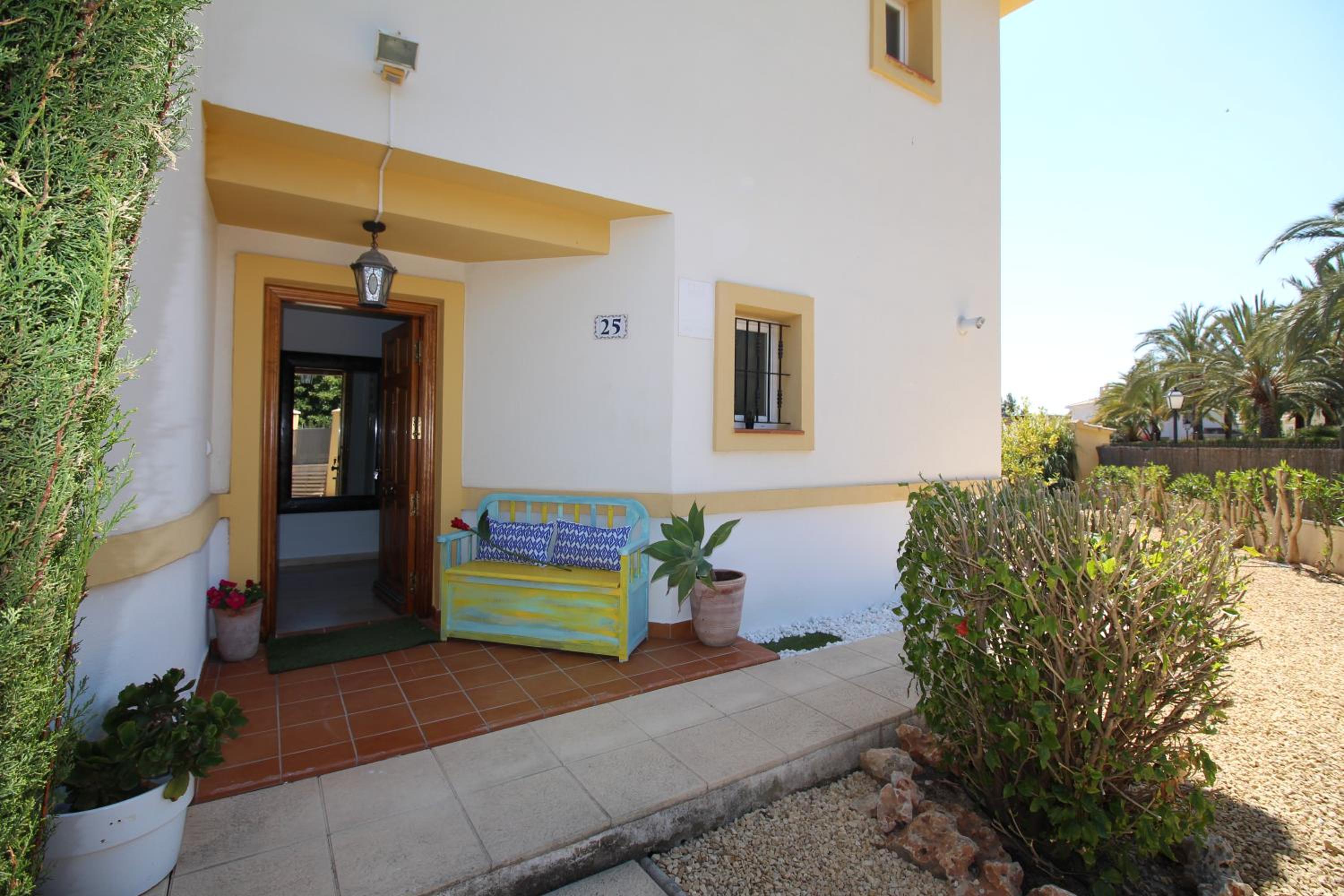 Villa 25