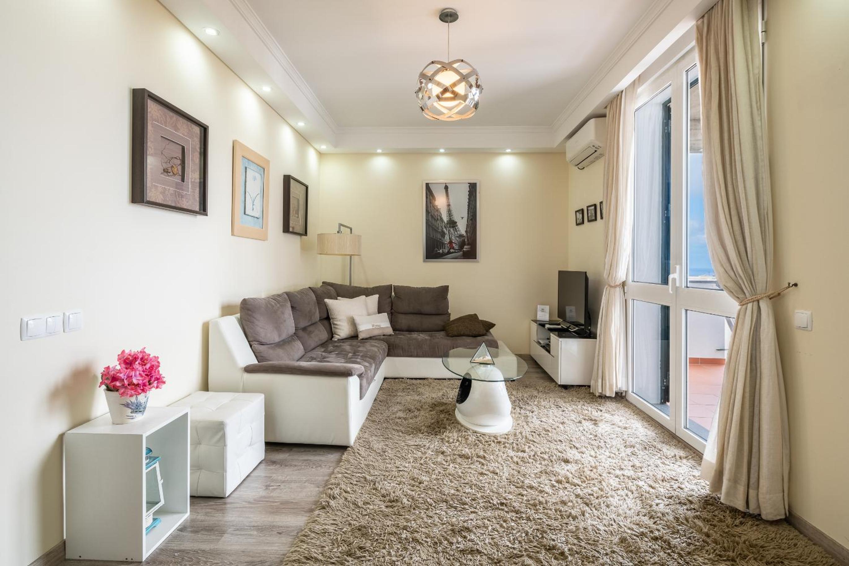 America Apartment by Holiday Rental Madeira view 3