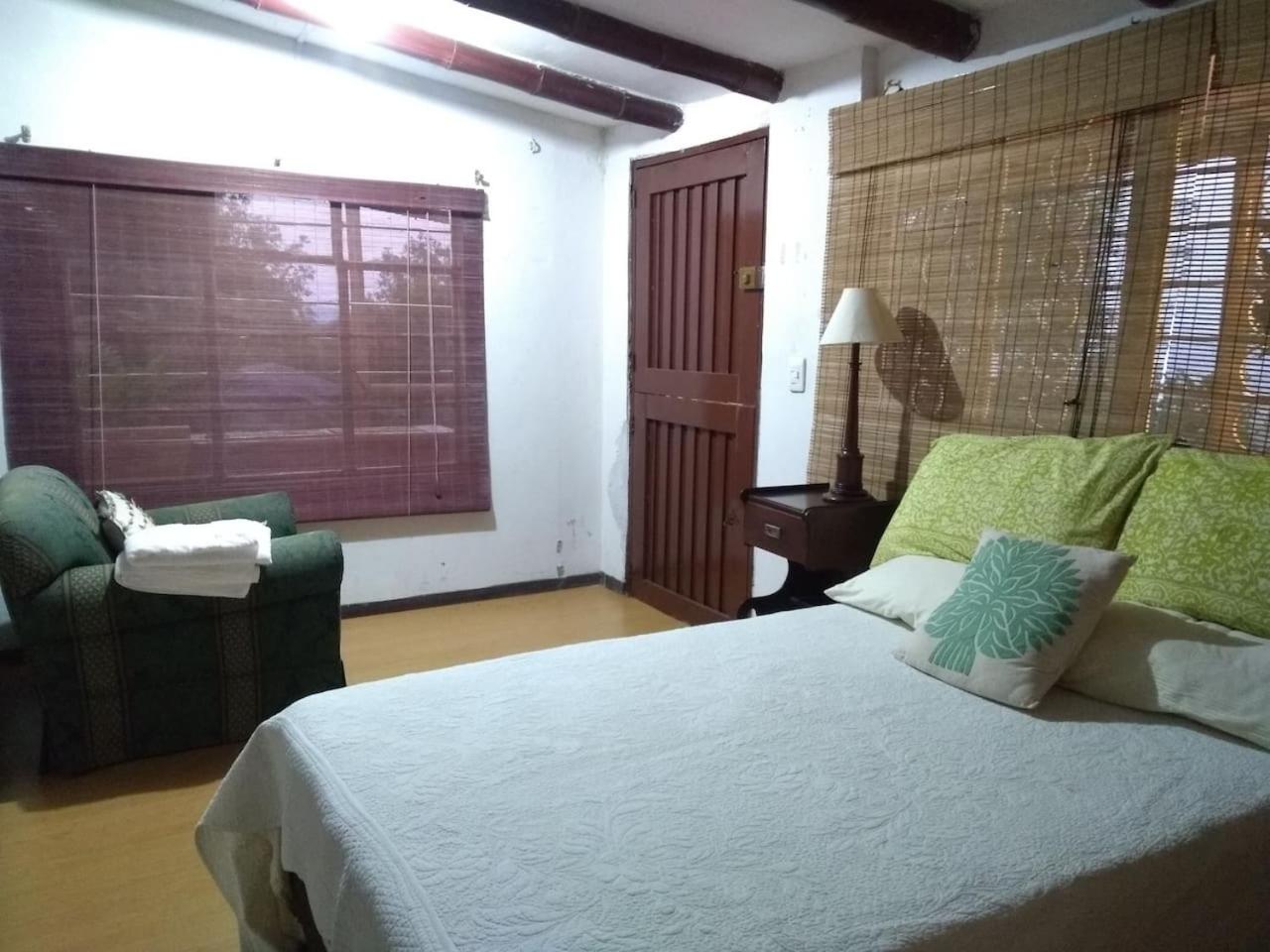 Finca Colibrí Zafiro, Altos del Rosario