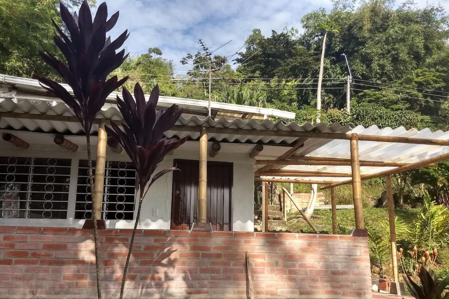 Finca Colibrí Zafiro, Altos del Rosario