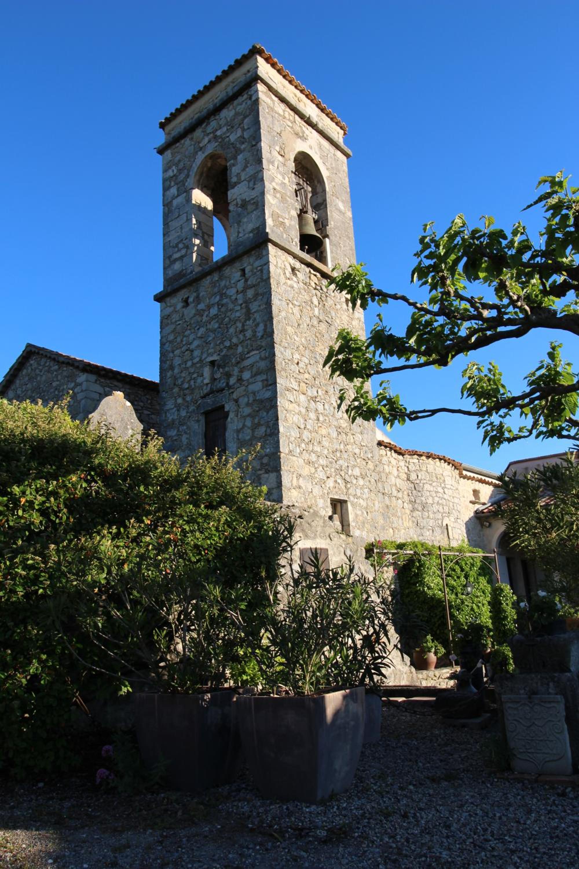 Photo 24