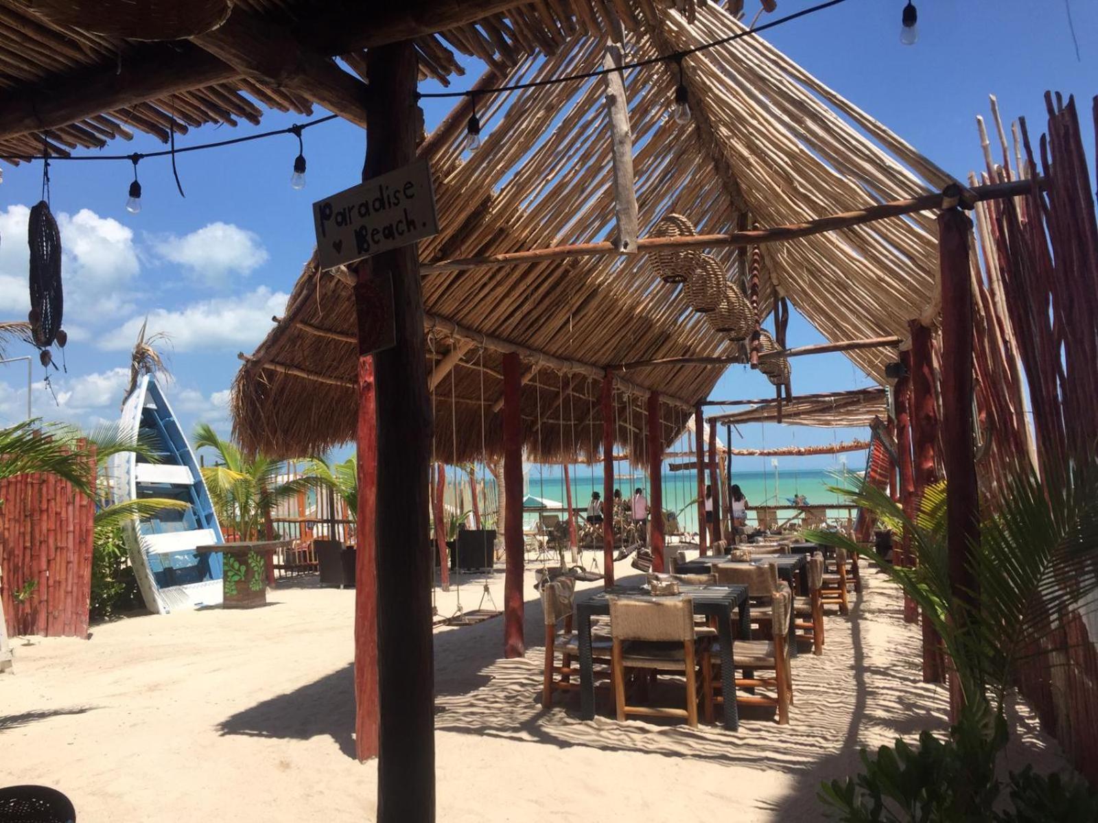 Ensueno Holbox & Beach Club