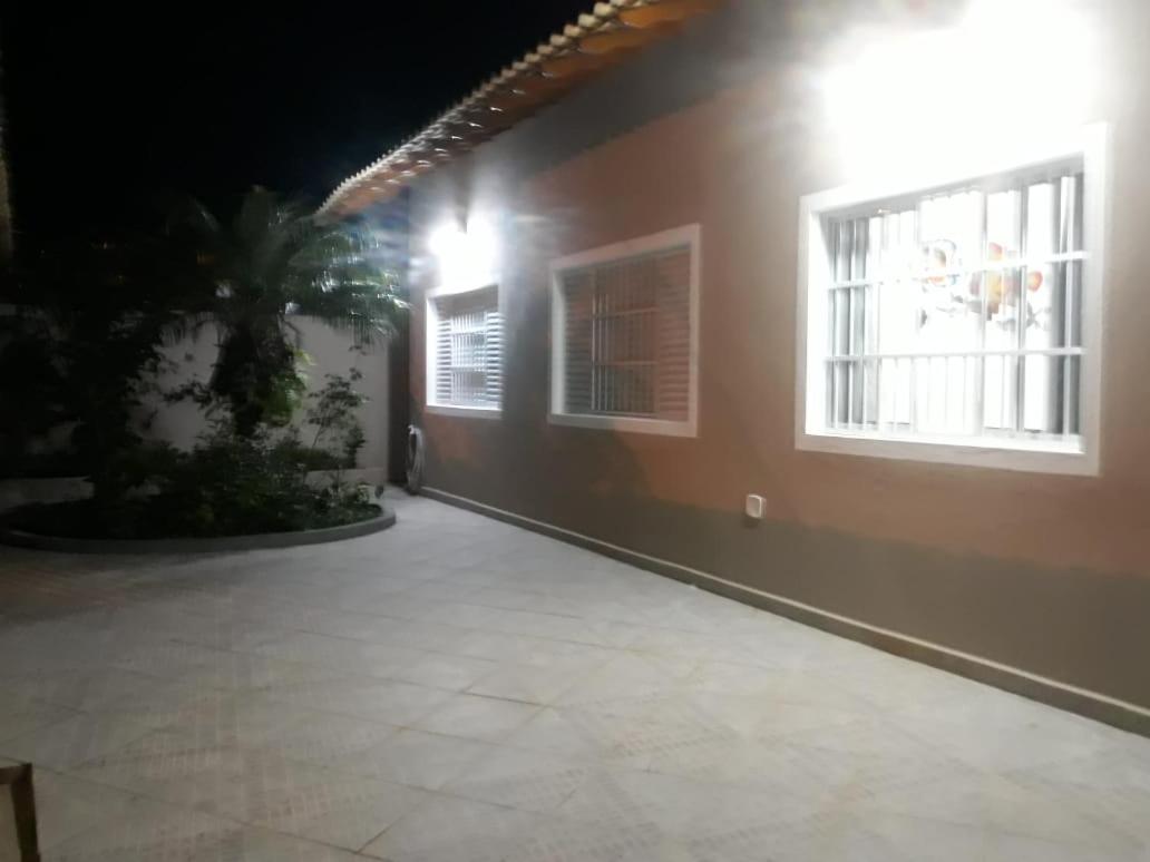 Casa em Peruíbe SP - Temporada - 800 Metros da praia com Wi-Fi