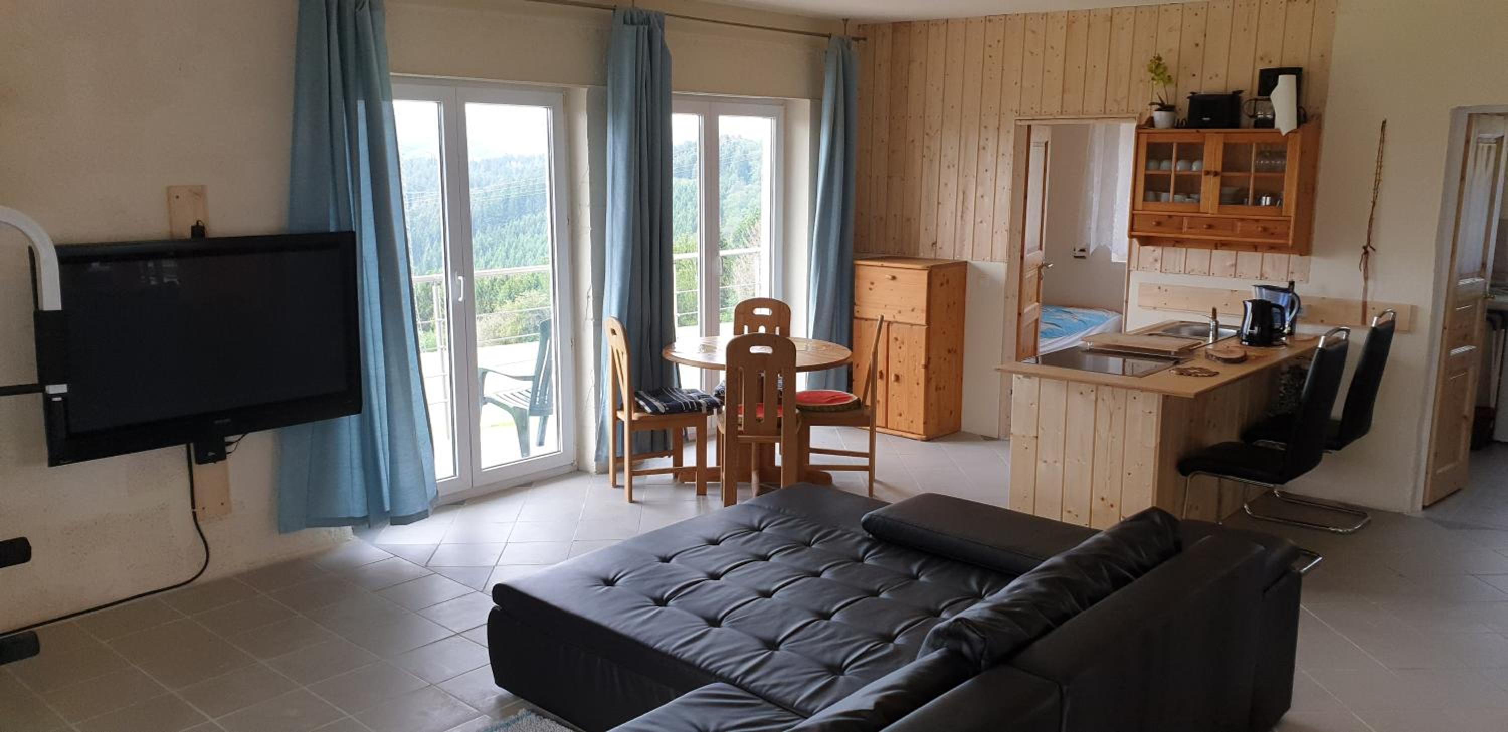 5 Ferienwohnungen nähe Badesee mit Bergblick