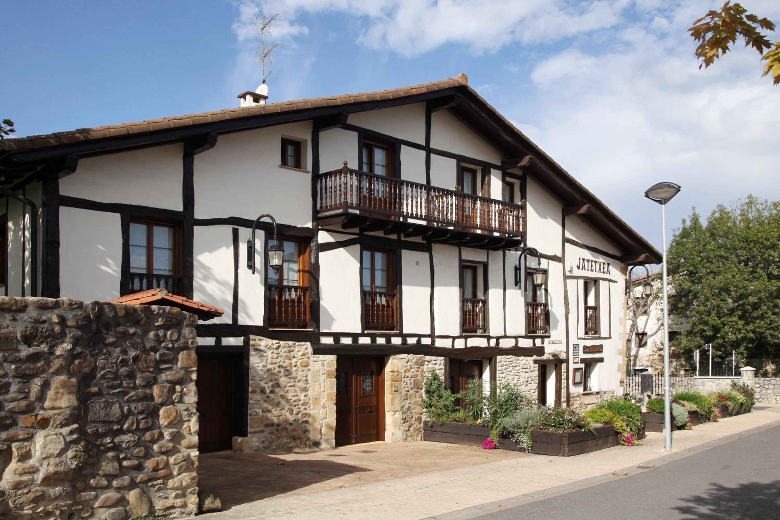 CASA RURAL BARAZAR view 4