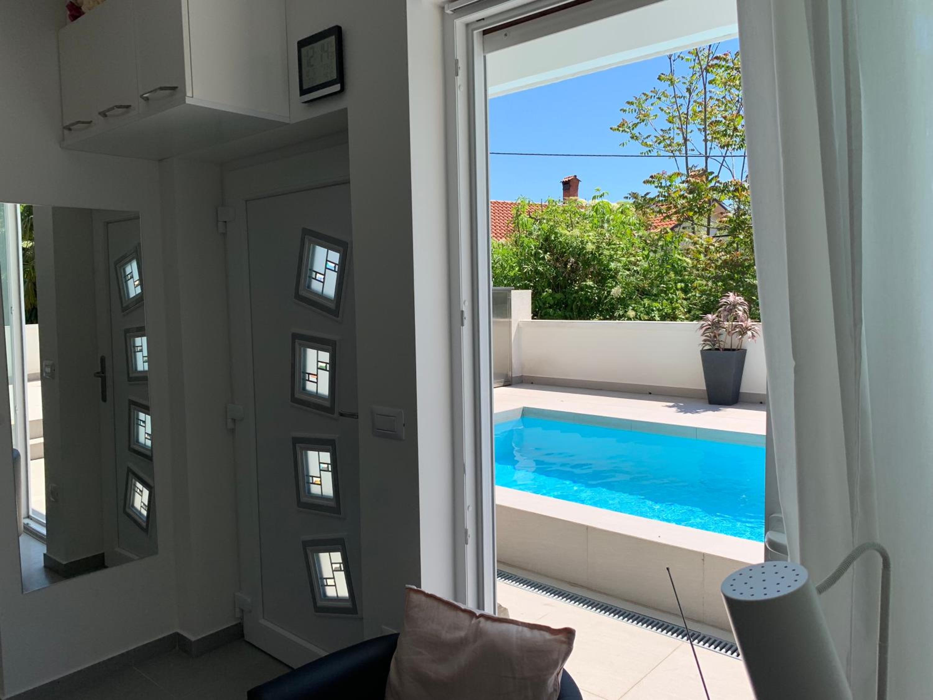Studio Claudia view 3