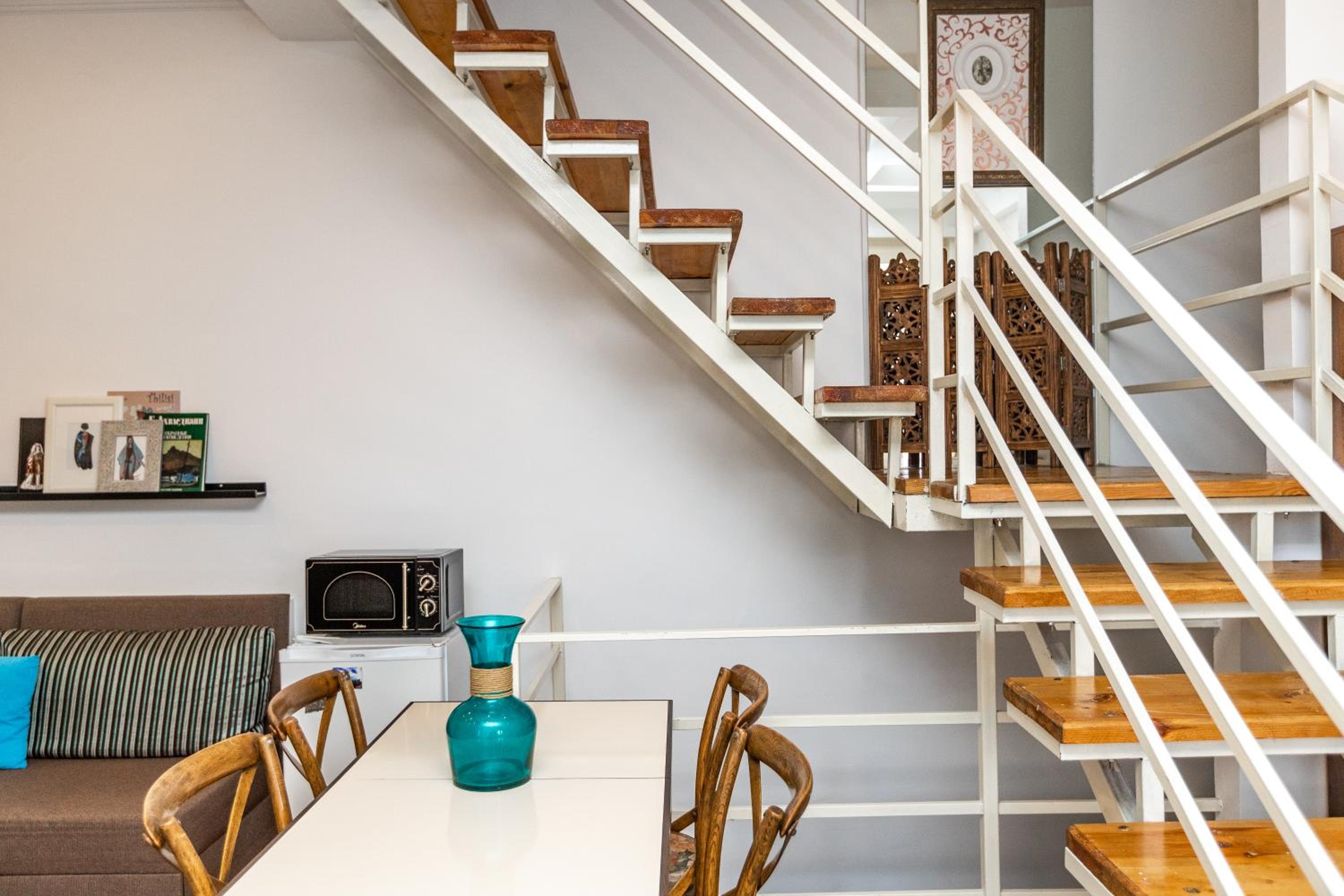 Apartment On Saadi Str Old Tbilisi