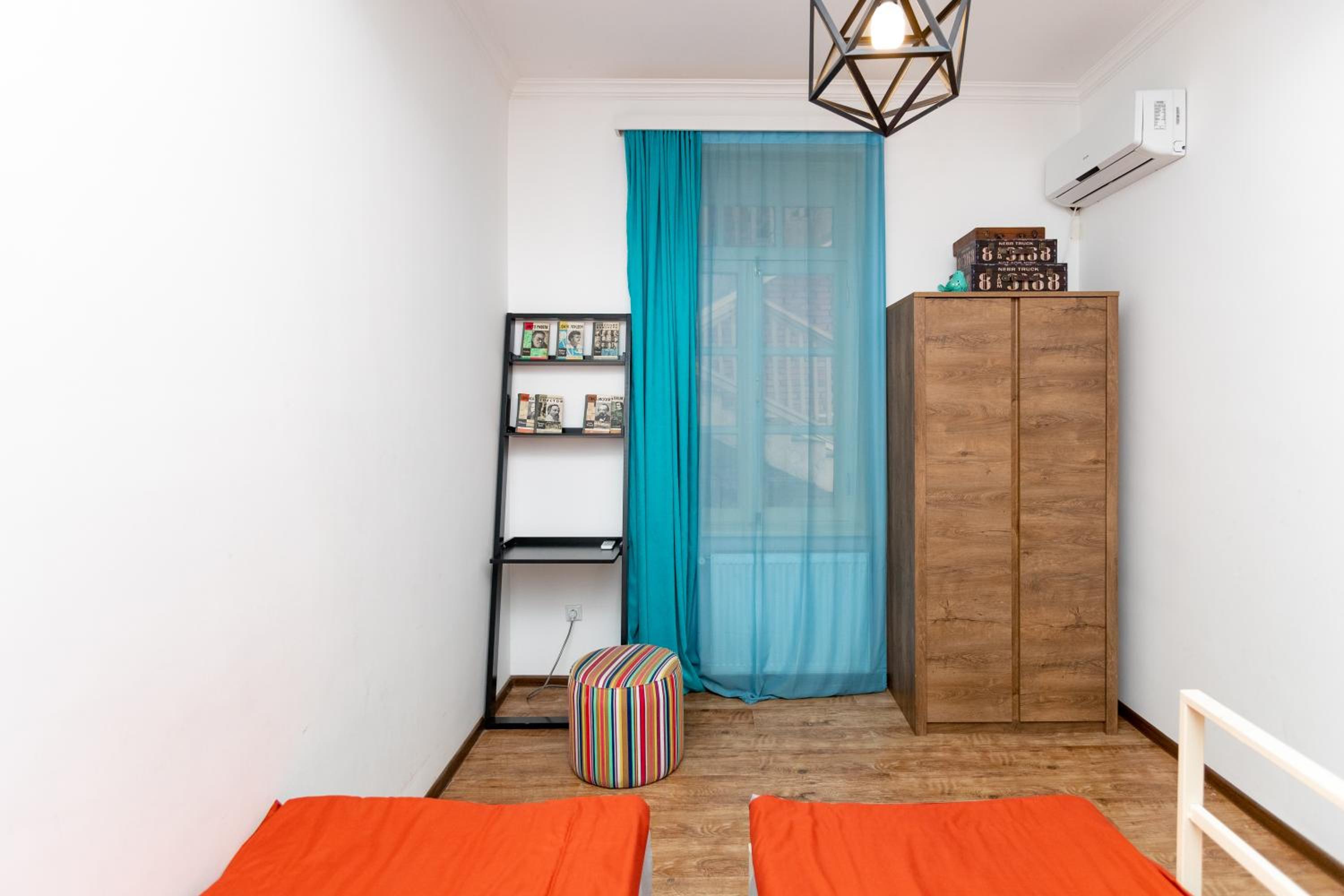 Apartment On Saadi Str Old Tbilisi