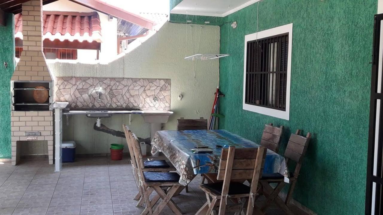 Casa com Quintal Amplo