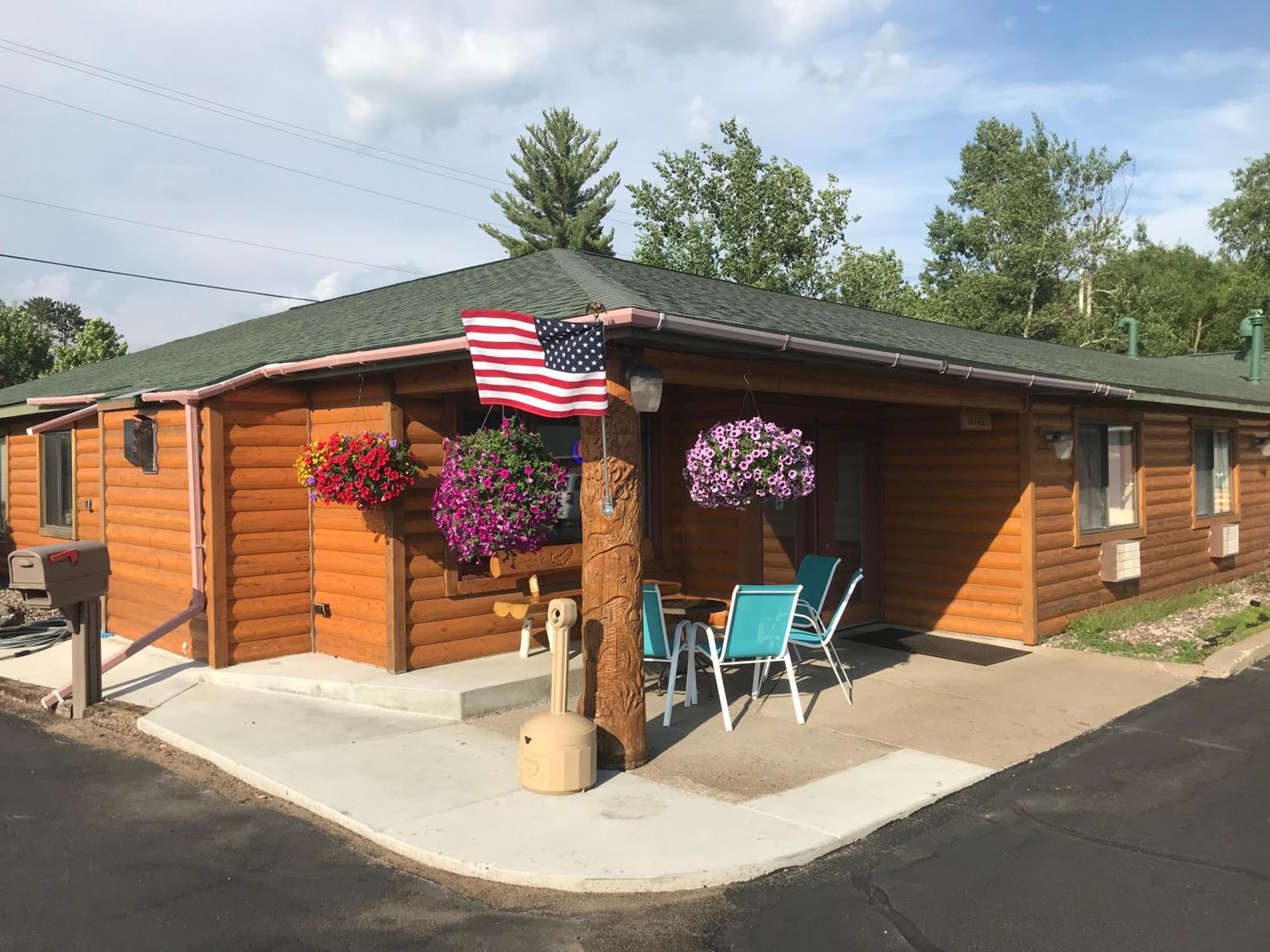 Northwoods Inn & Suites Minocqua view 3